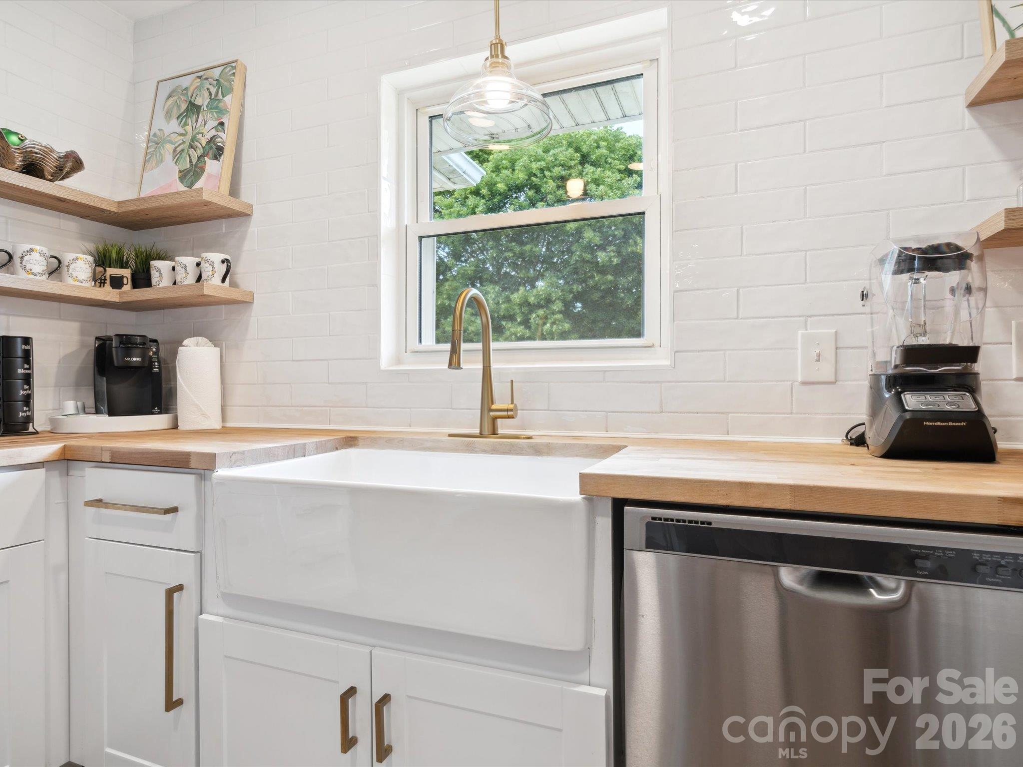 Terry Ln, Charlotte, NC 28215