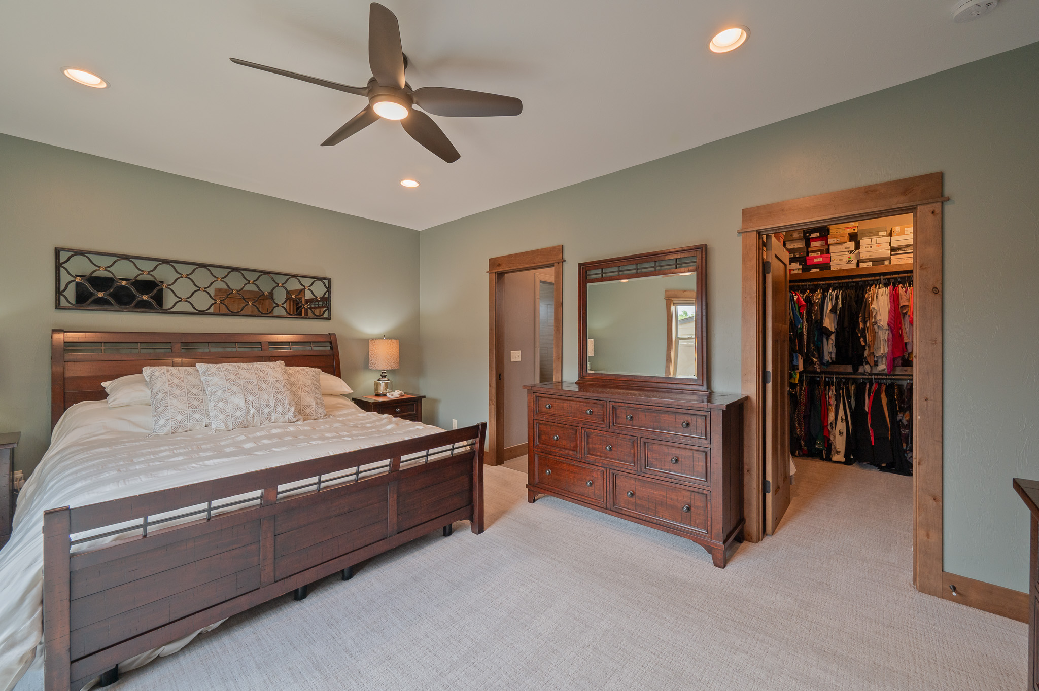 Helena, Montana, 59602, United States, 4 Bedrooms Bedrooms, ,3 BathroomsBathrooms,Residential,For Sale,1974556