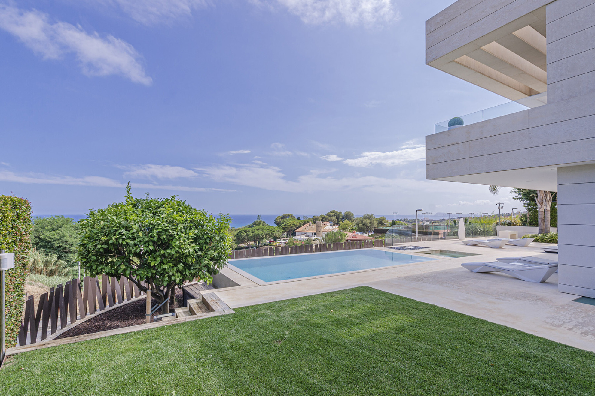  Modern villa with extraordinary ocean, golf and city views - 物件實景