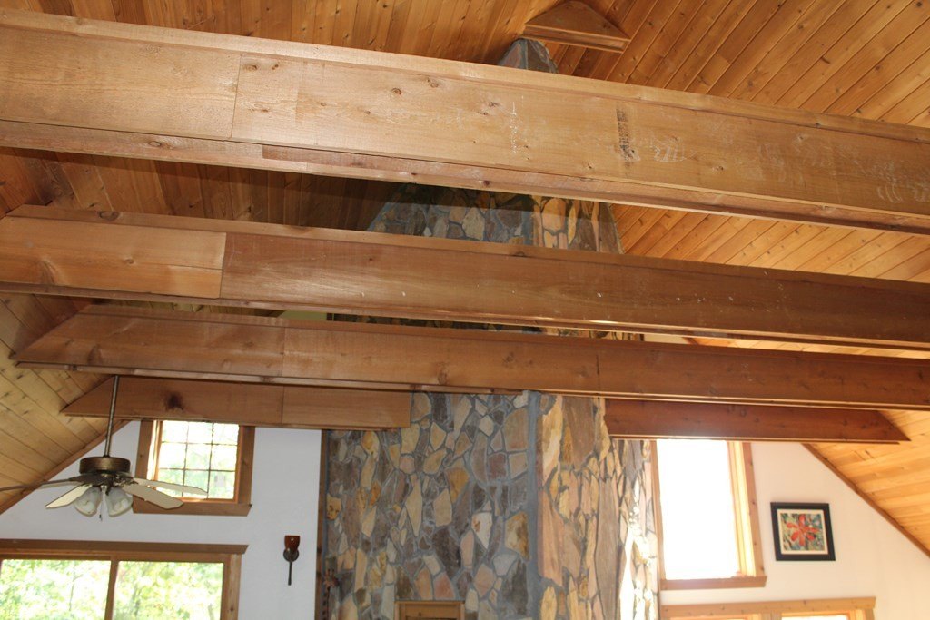 Murphy, North Carolina, 28906, United States, 2 Bedrooms Bedrooms, ,4 BathroomsBathrooms,Residential,For Sale,1915362