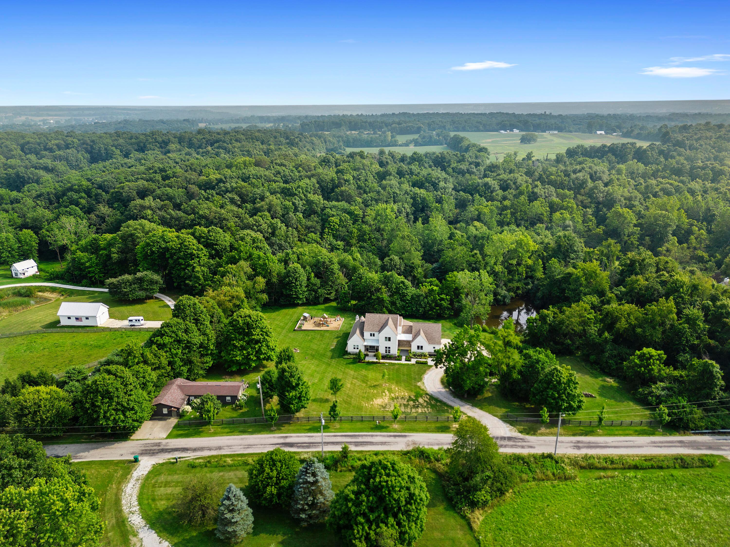 Alexandria, Ohio, 43001, United States, 4 Bedrooms Bedrooms, ,4 BathroomsBathrooms,Residential,For Sale,1907180