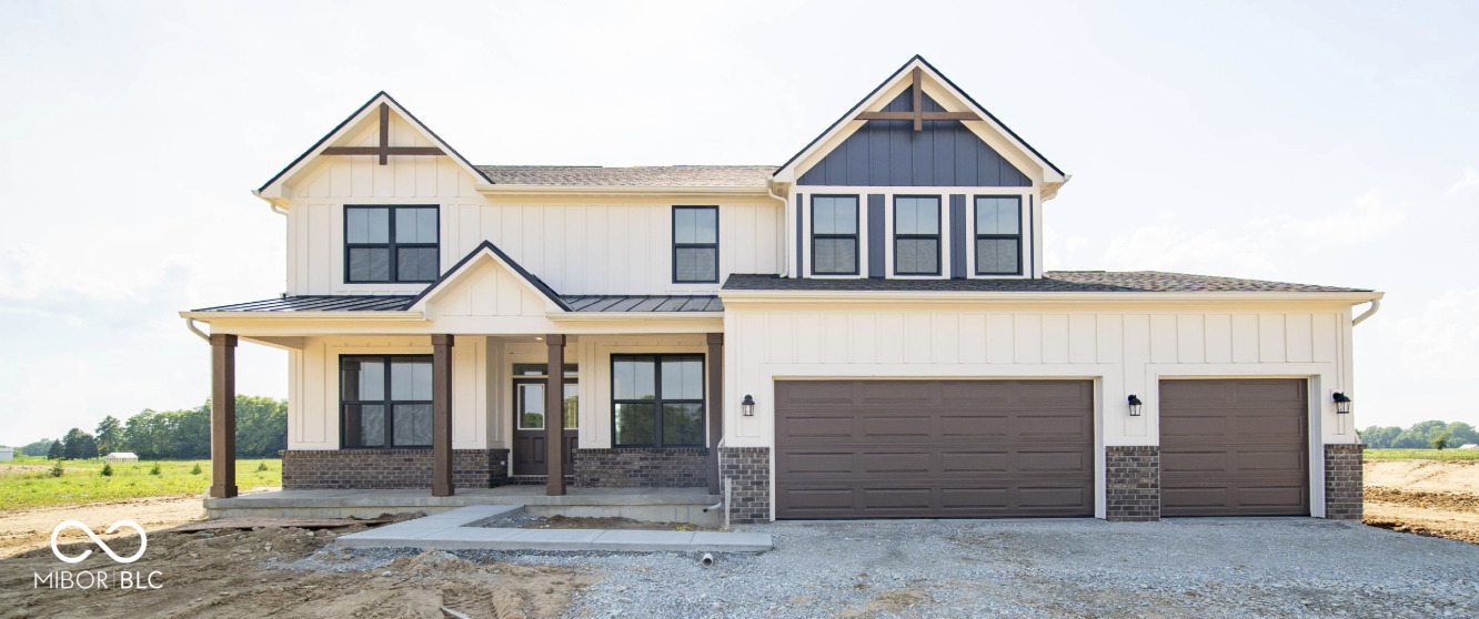Nineveh, Indiana, 46164, United States, 4 Bedrooms Bedrooms, ,4 BathroomsBathrooms,Residential,For Sale,2028348