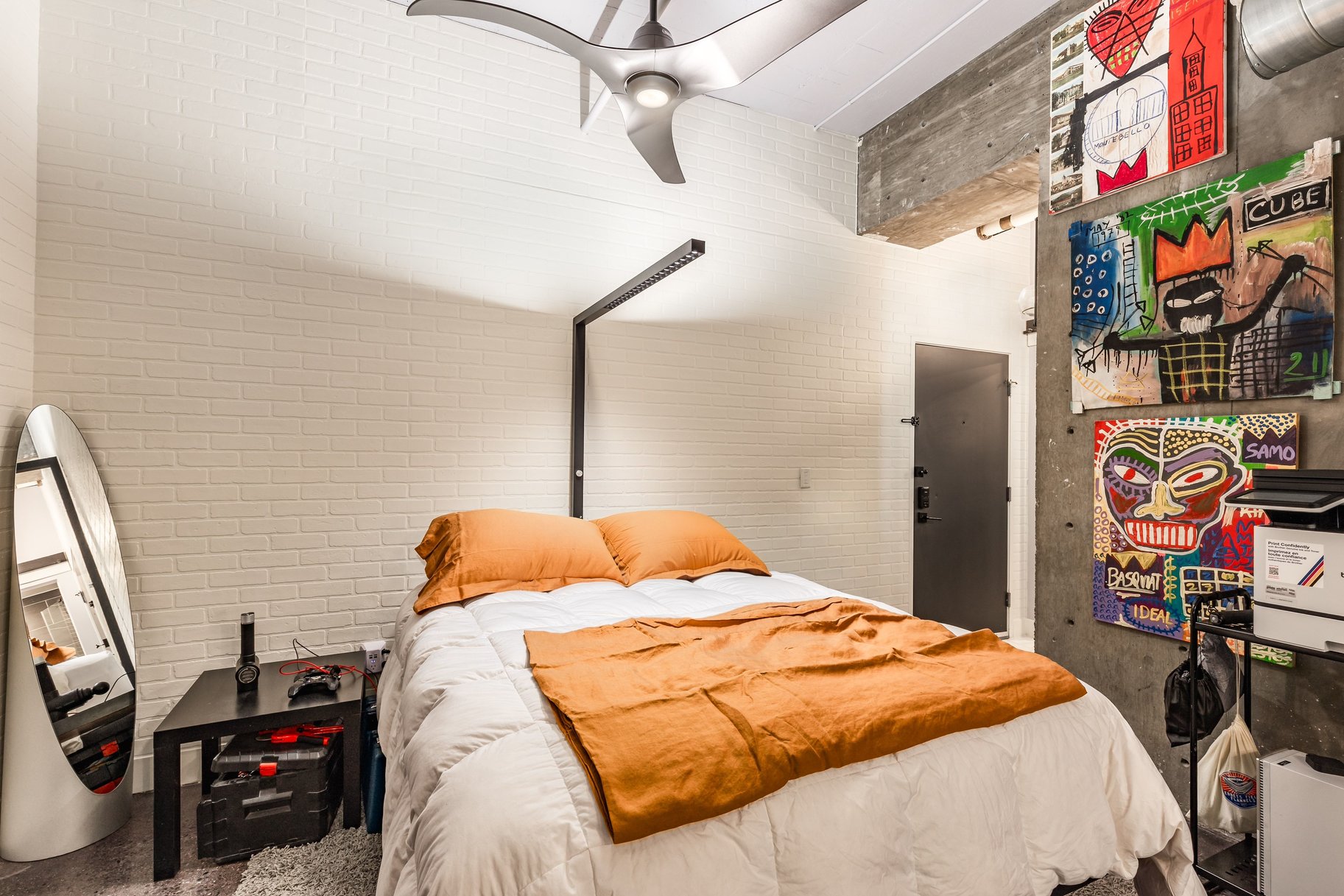  Downtown Historic Loft Meets Smart-Tech Modern Luxury - 物件實景