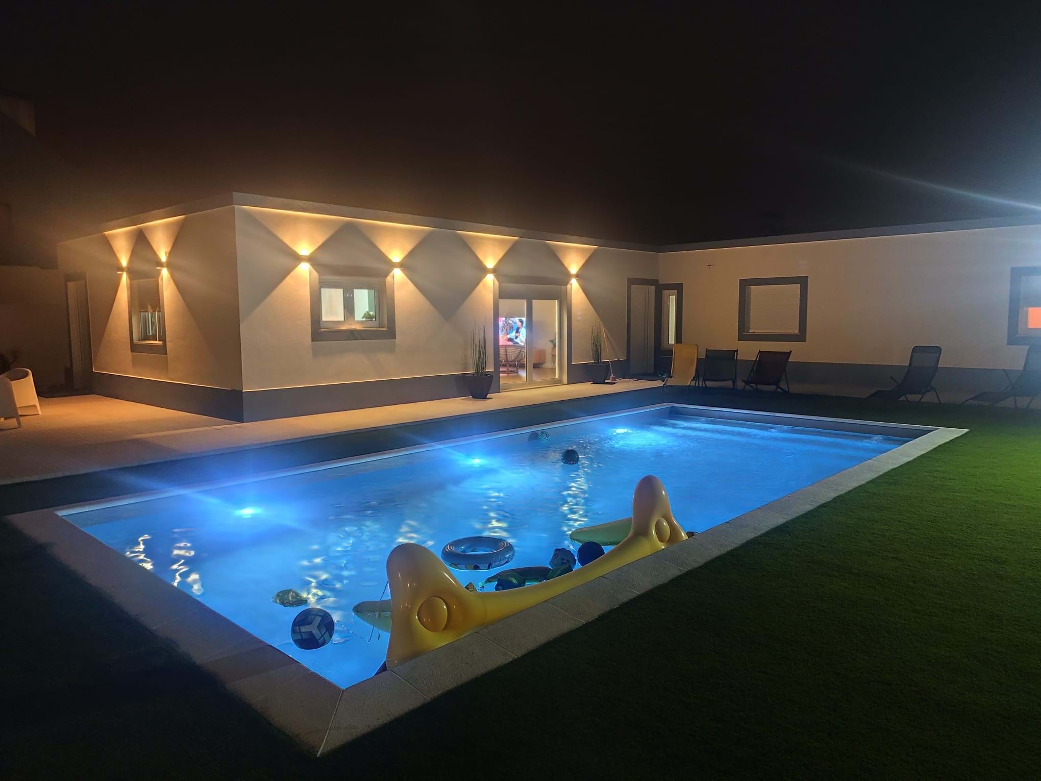 Montijo, Setúbal, 2870-680, PT, 11 Bedrooms Bedrooms, ,3 BathroomsBathrooms,Residential,For Sale,1699179
