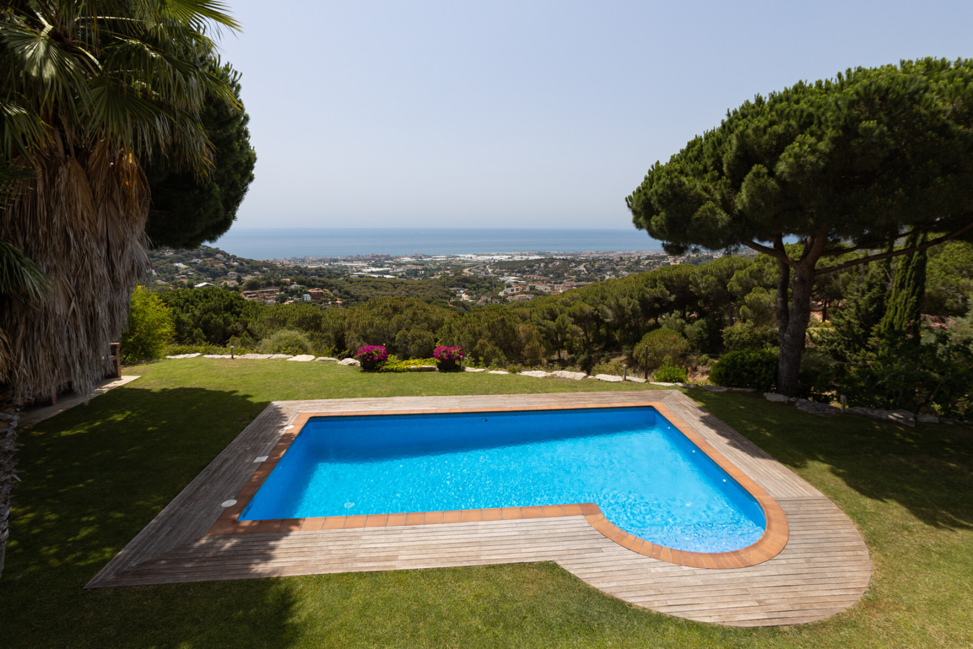  Villa with pool in an unbeatable location - 物件實景