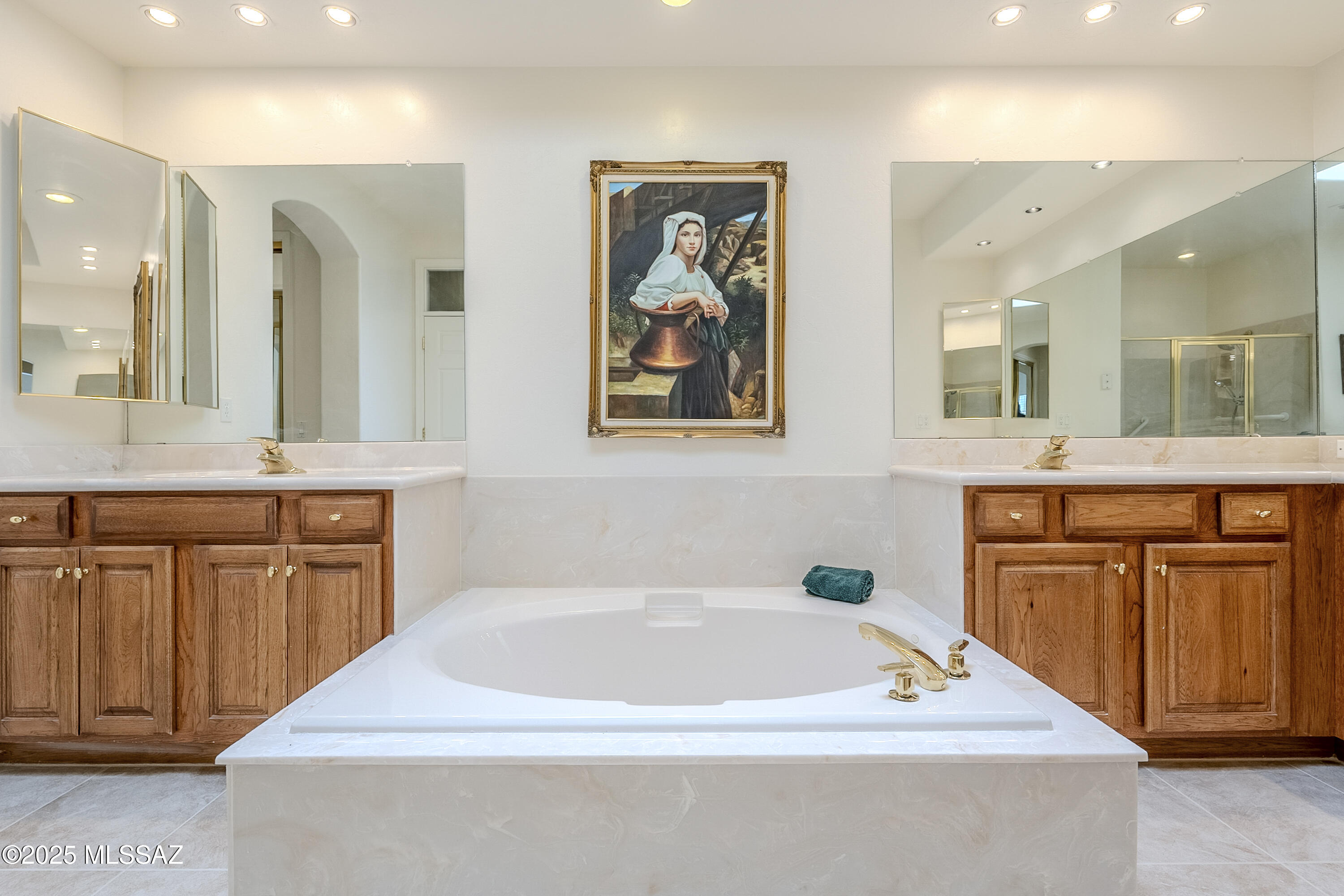 Oro Valley, Arizona, 85755, United States, 3 Bedrooms Bedrooms, ,3 BathroomsBathrooms,Residential,For Sale,1729108