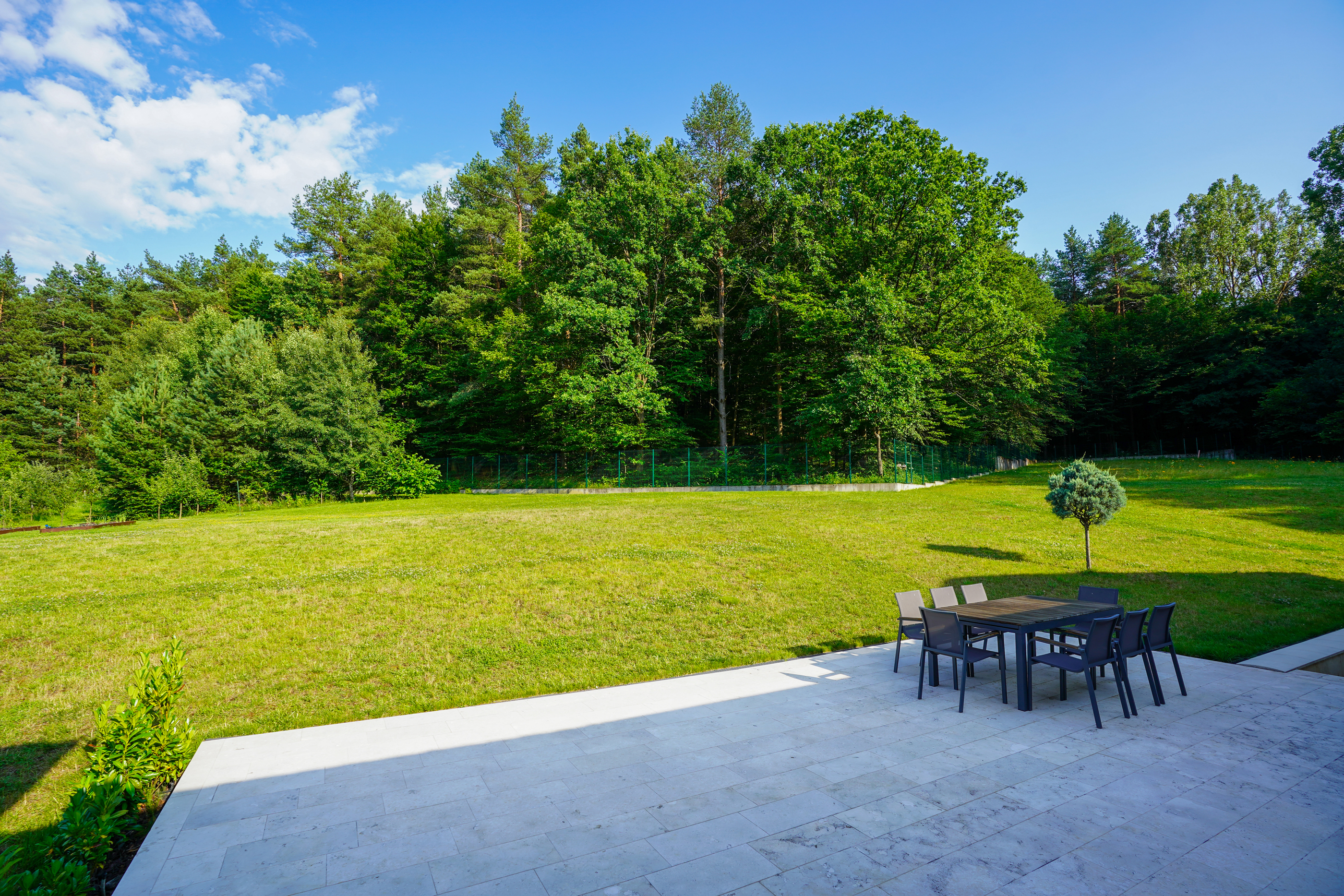  Villa with a 19-Hectare Private Estate on the Edge of the Forest - 物件實景