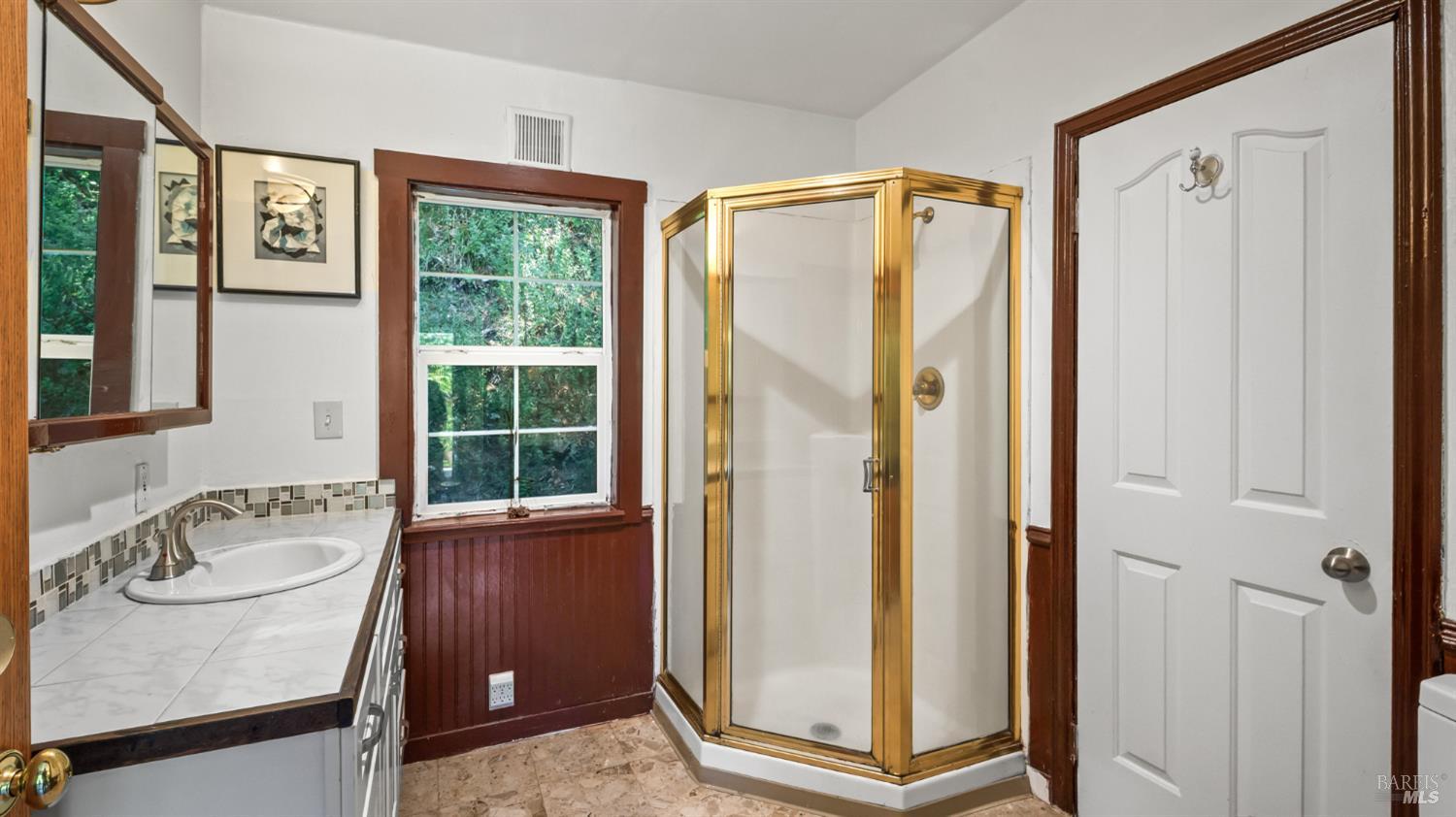 Lagunitas, California, 94938, United States, 2 Bedrooms Bedrooms, ,1 BathroomBathrooms,Residential,For Sale,1939923