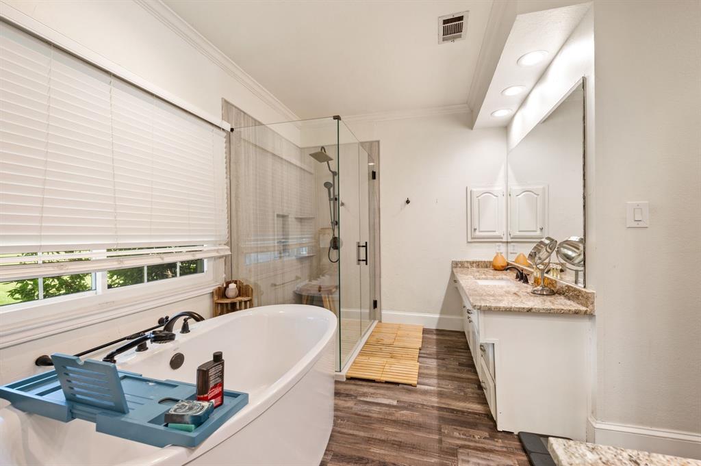 Melissa, Texas, 75454, United States, 5 Bedrooms Bedrooms, ,5 BathroomsBathrooms,Residential,For Sale,2048357
