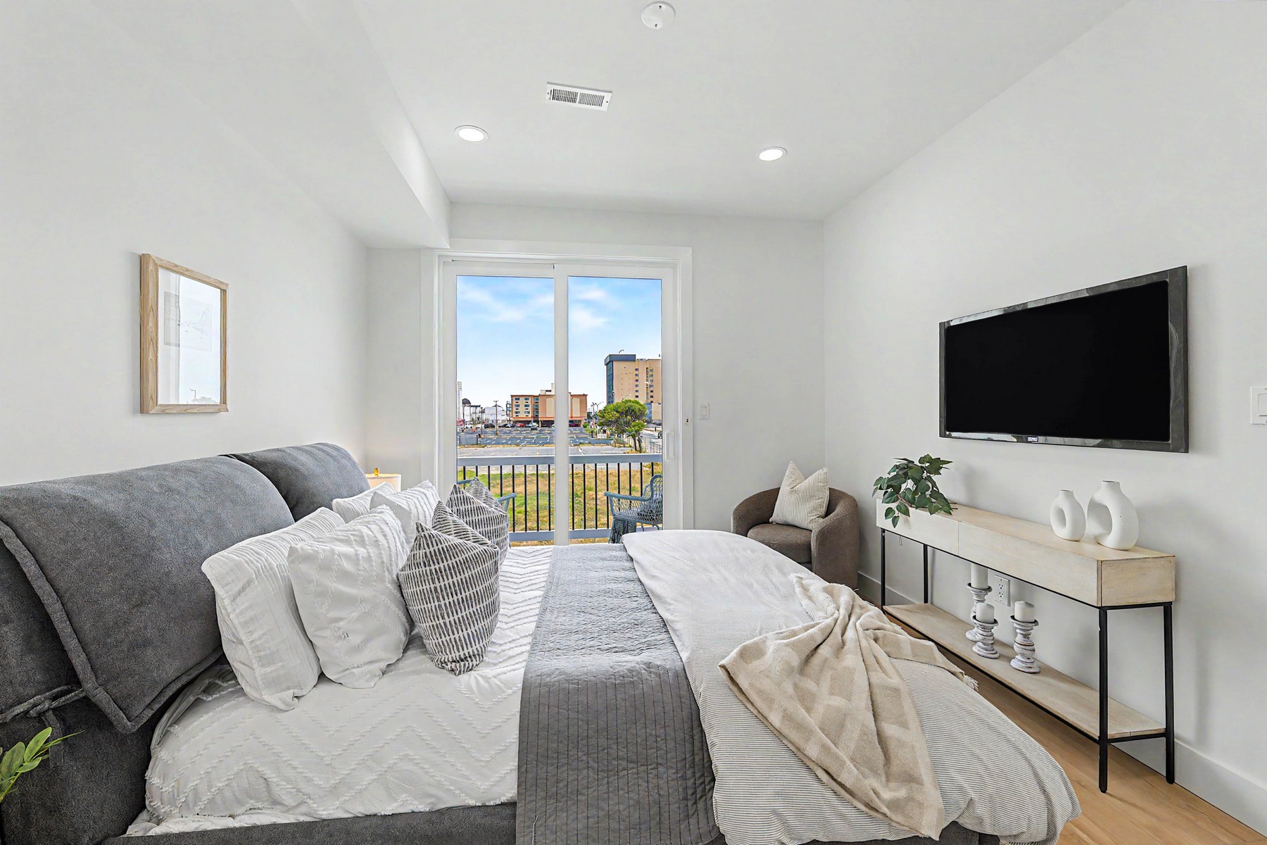  101 B Westminster Avenue - 物件實景