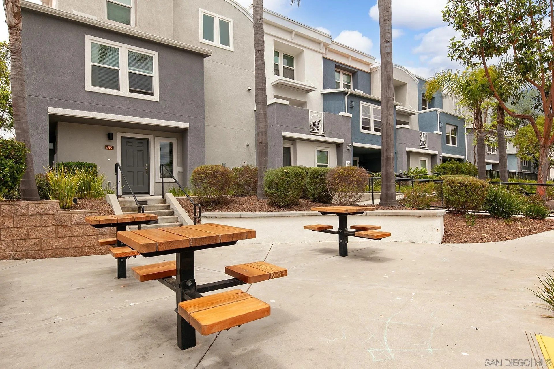 San Diego, California, 92106, United States, 2 Bedrooms Bedrooms, ,3 BathroomsBathrooms,Residential,For Sale,1919740