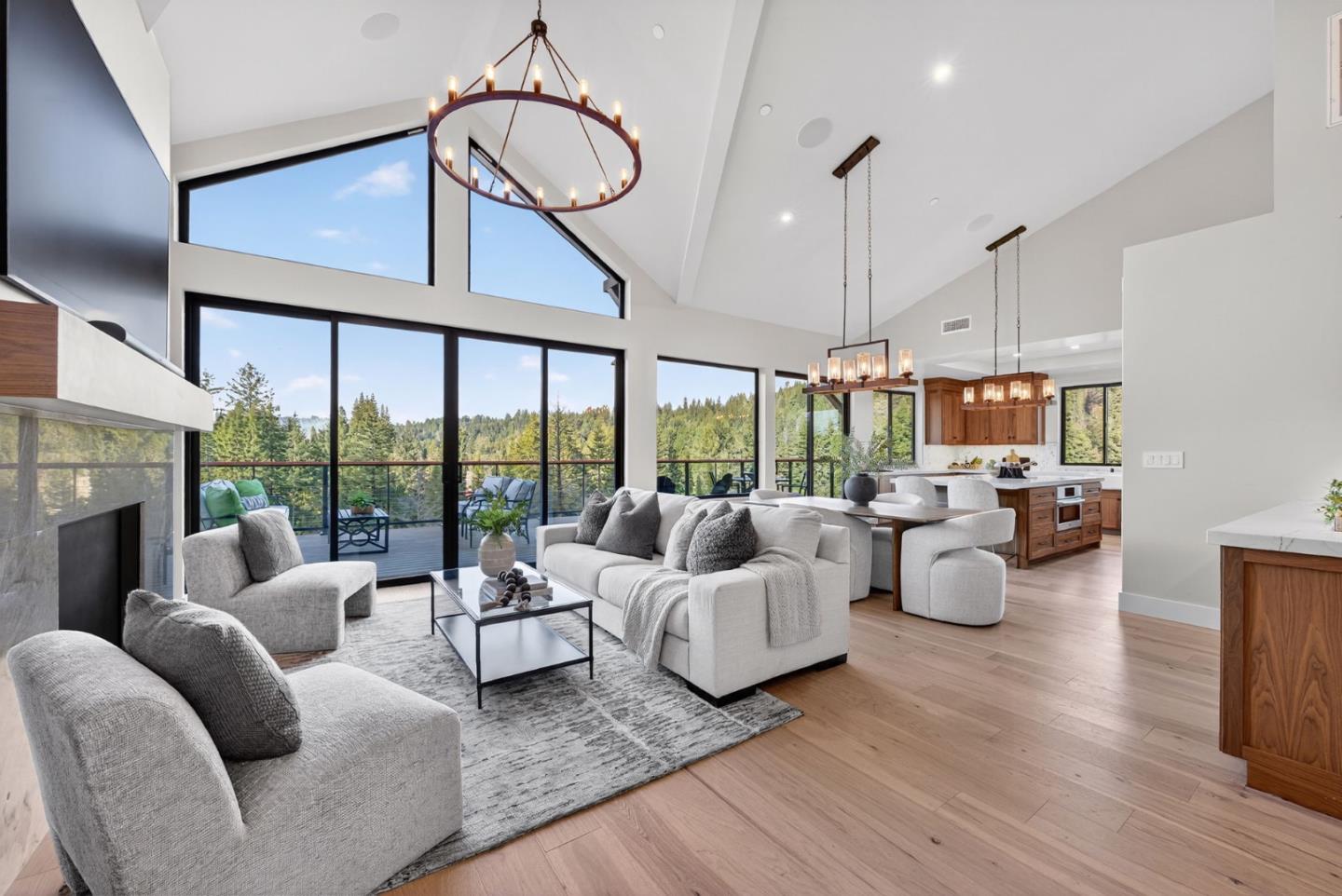 Boulder Creek, California, 95006, United States, 5 Bedrooms Bedrooms, ,4 BathroomsBathrooms,Residential,For Sale,1991450