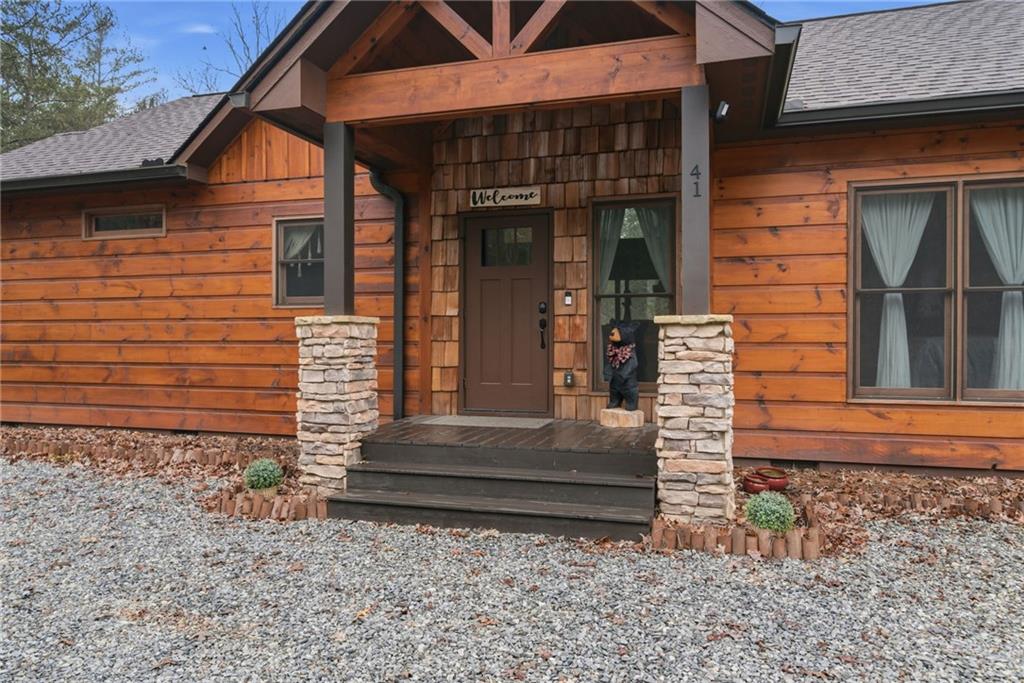 Morganton, Georgia, 30560, United States, 3 Bedrooms Bedrooms, ,2 BathroomsBathrooms,Residential,For Sale,2006455