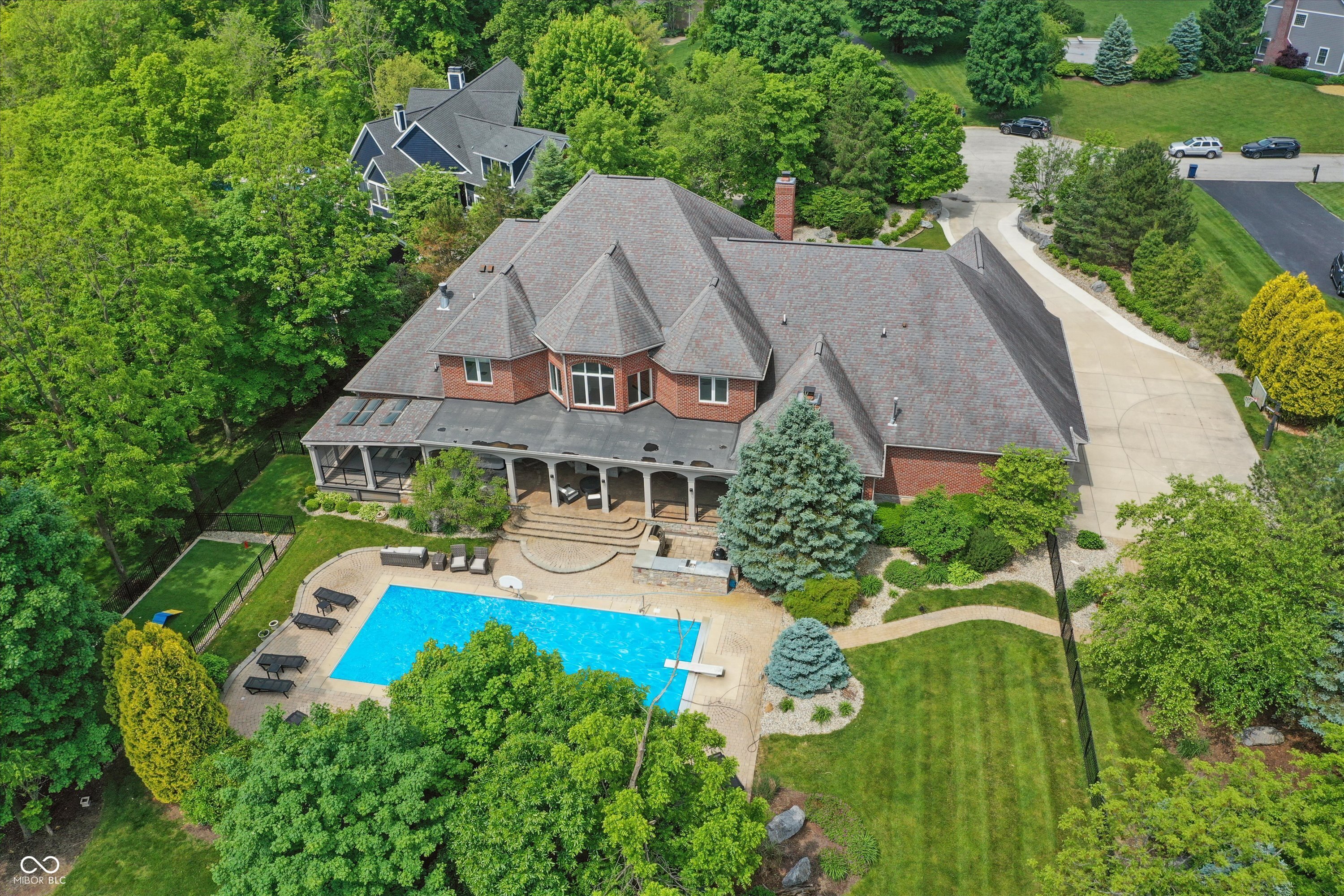 Noblesville, Indiana, 46062, United States, 6 Bedrooms Bedrooms, ,9 BathroomsBathrooms,Residential,For Sale,1979033