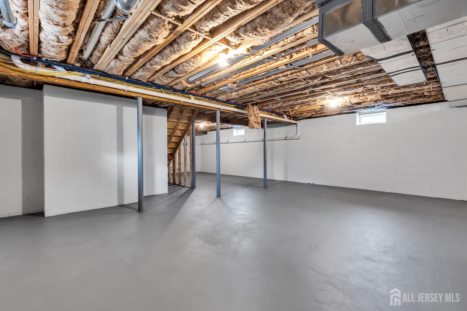 1216 - Perth Amboy, New Jersey, 08861, United States, 4 Bedrooms Bedrooms, ,3 BathroomsBathrooms,Residential,For Sale,1988550