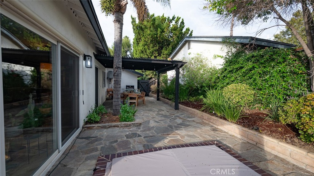 Agoura Hills, California, 91301, United States, 3 Bedrooms Bedrooms, ,1 BathroomBathrooms,Residential,For Sale,1992879