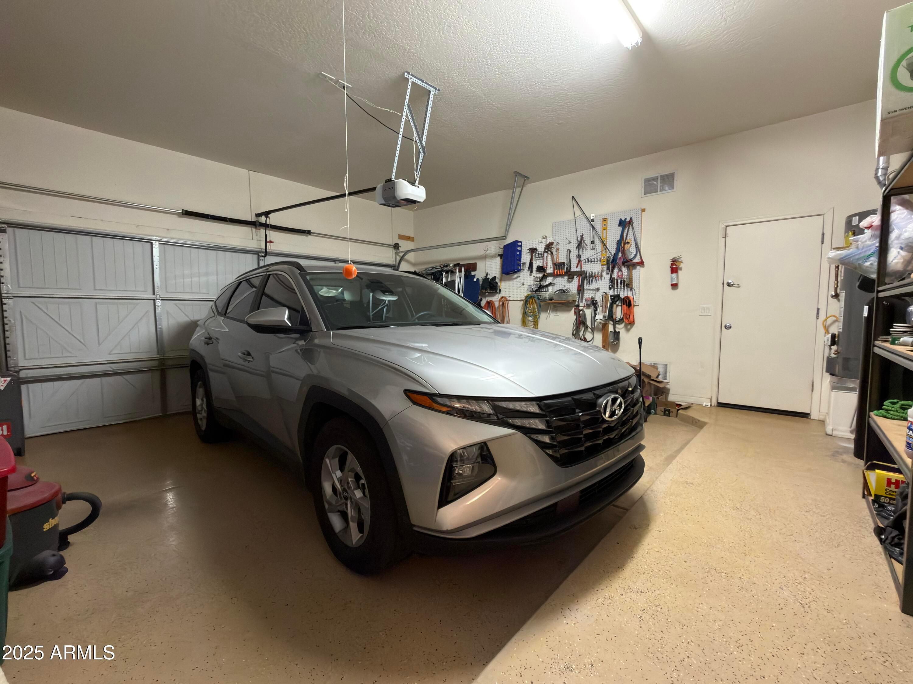 New River, Arizona, 85087, United States, 4 Bedrooms Bedrooms, ,2 BathroomsBathrooms,Residential,For Sale,1979585