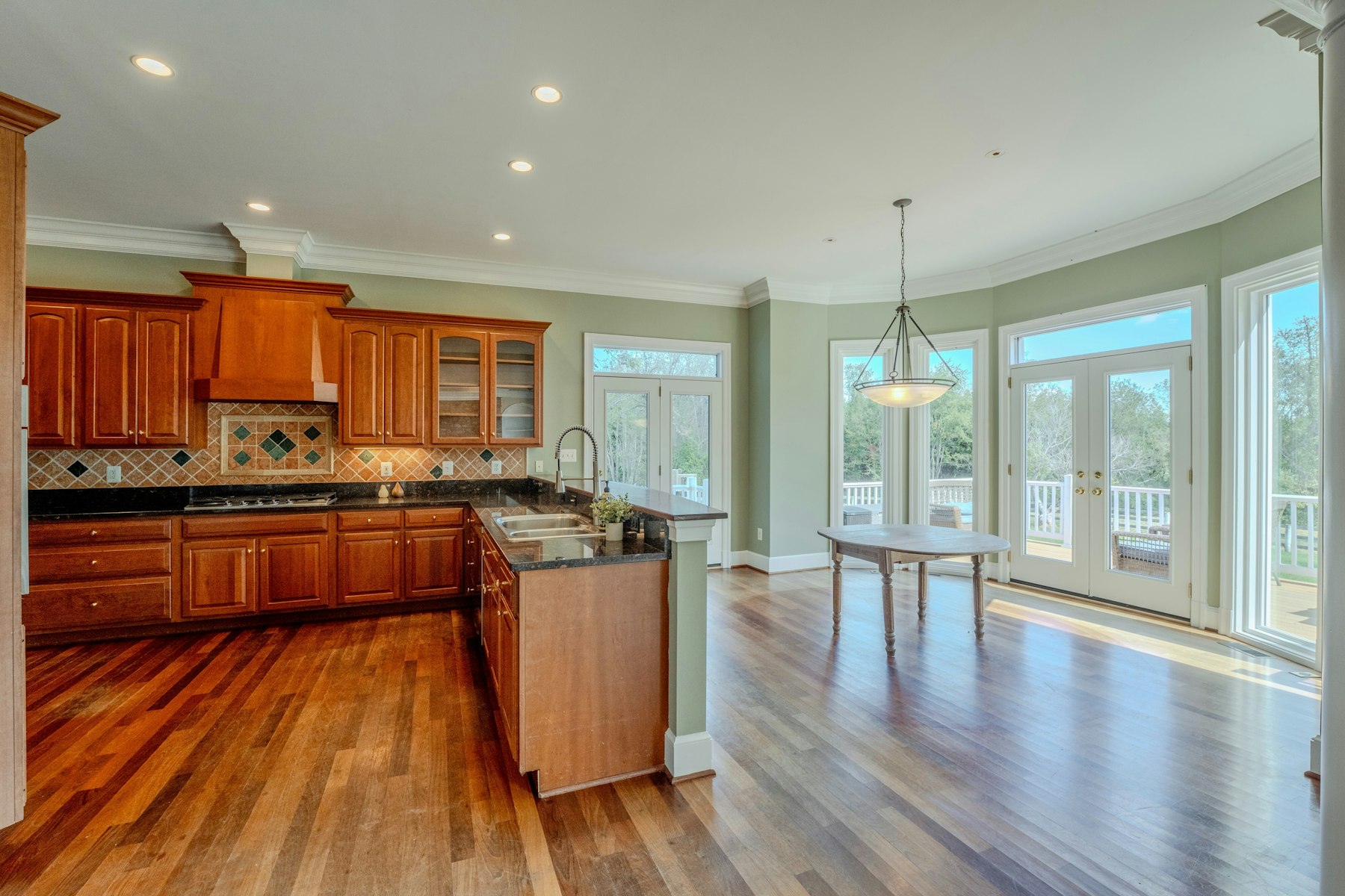  15018 Clover Hill Road, Waterford, VA 20197 - 物件實景