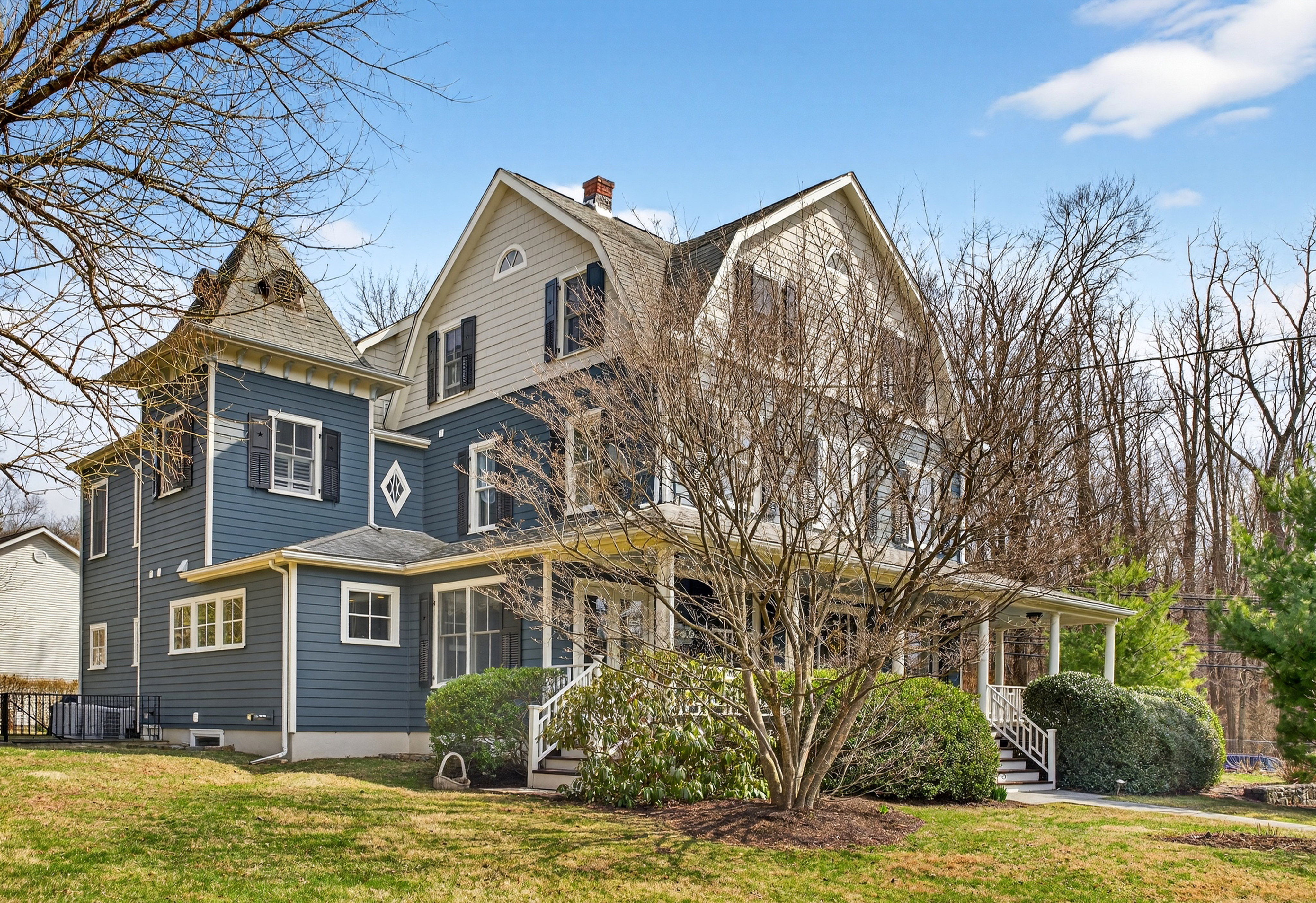  247 Broadway - 物件實景