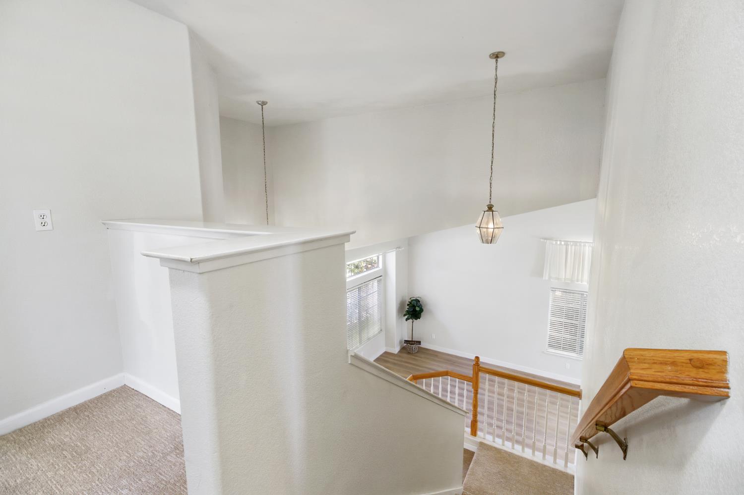 Folsom, California, 95630, United States, 4 Bedrooms Bedrooms, ,3 BathroomsBathrooms,Residential,For Sale,1926196
