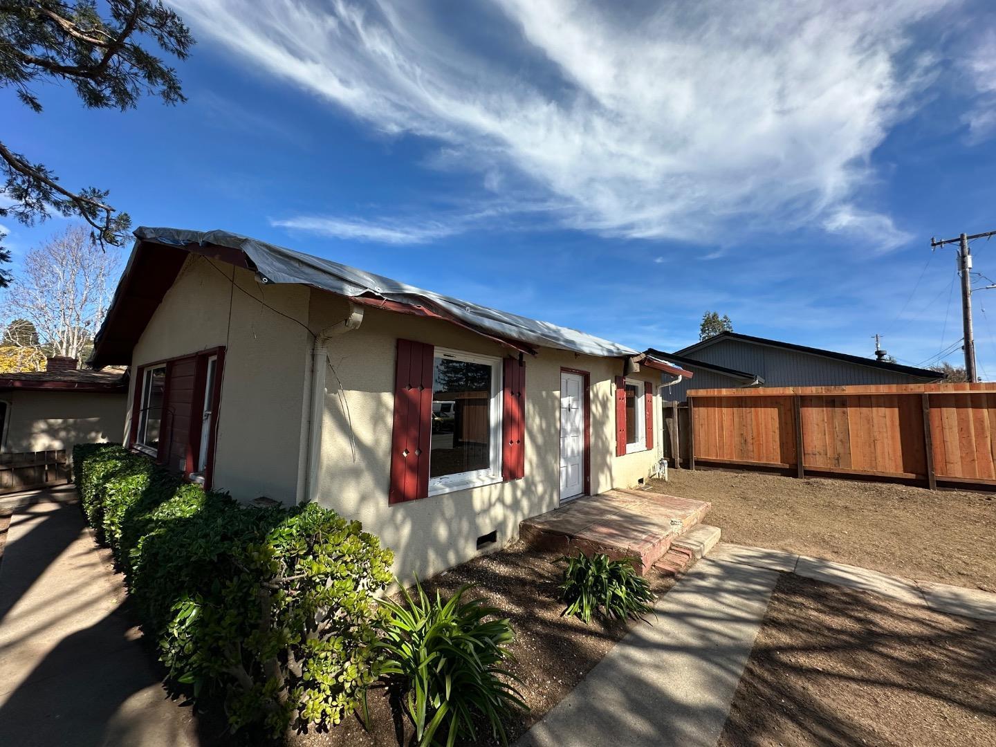 Santa Cruz, California, 95065, United States, ,Residential,For Sale,1875027