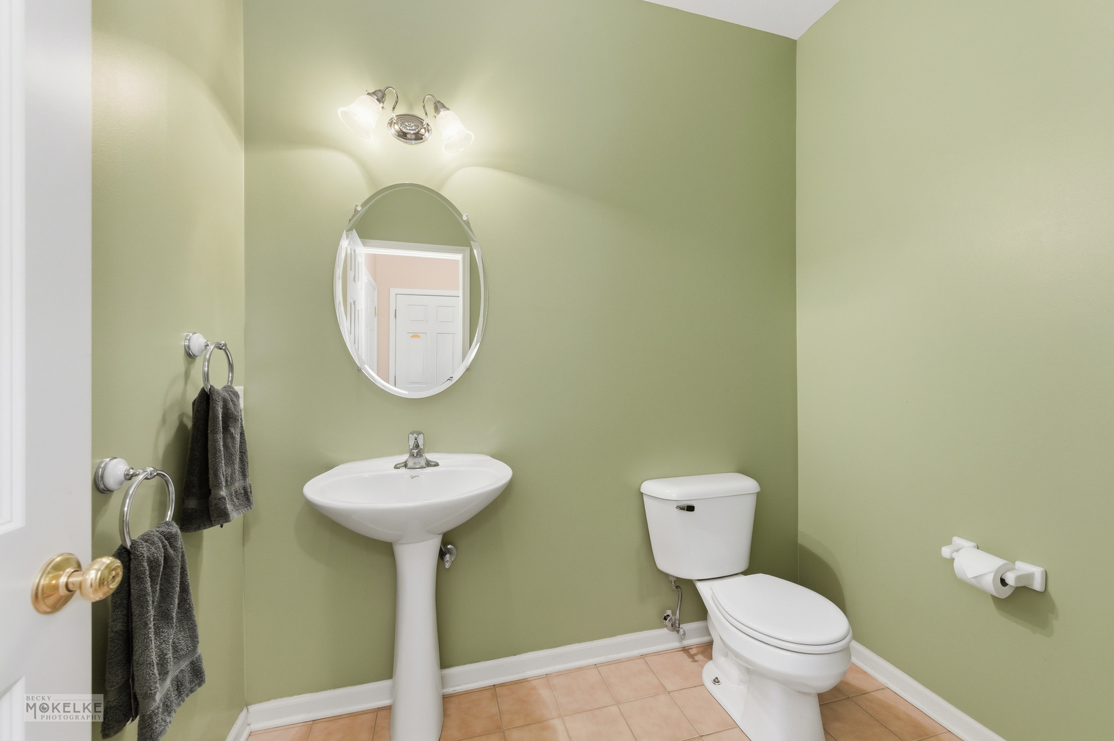 Oswego, Illinois, 60543, United States, 4 Bedrooms Bedrooms, ,3 BathroomsBathrooms,Residential,For Sale,1960822