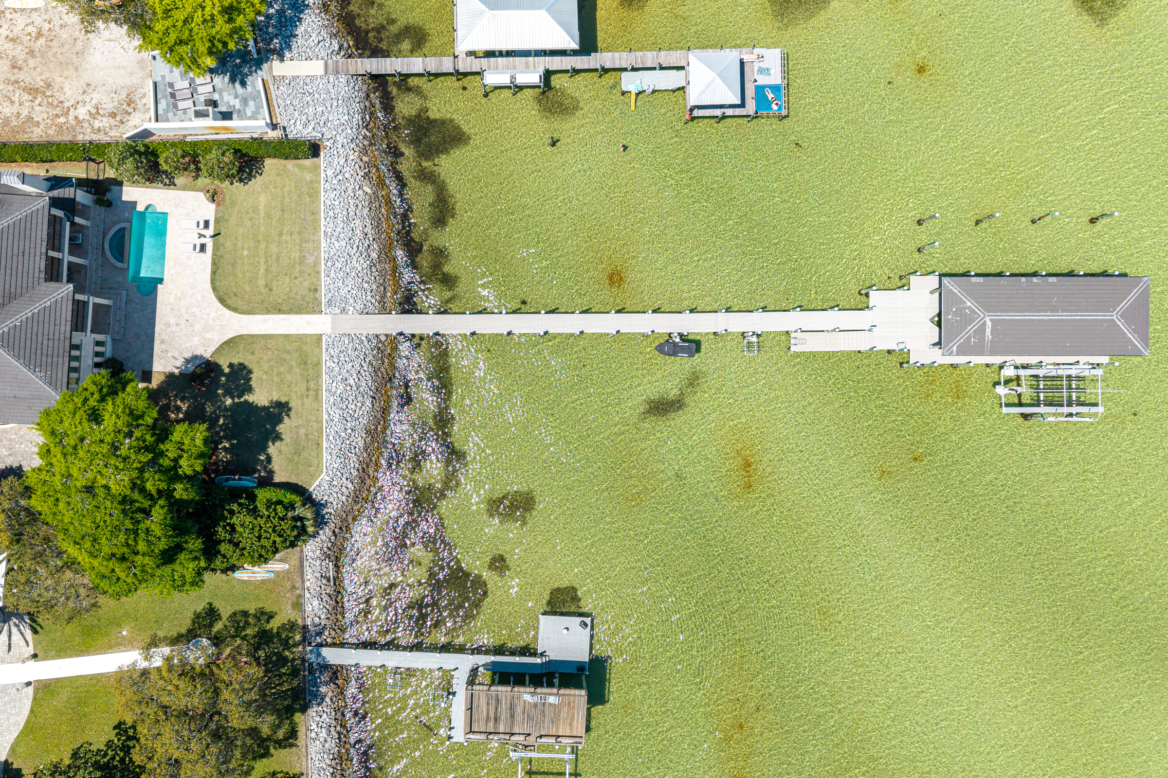  Private Bayfront Estate With Deepwater Dock And Resort-Style Outdoor Living - 物件實景