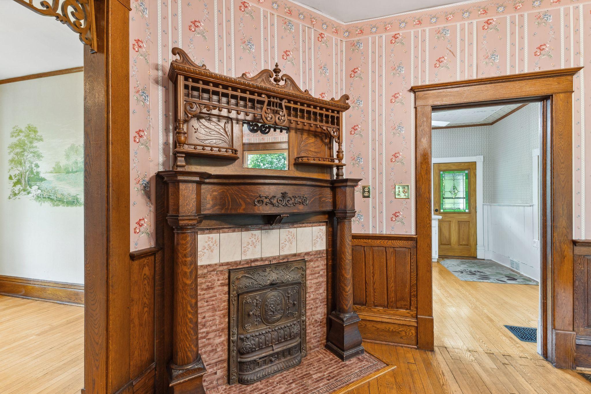 Center City, Minnesota, 55012, United States, 4 Bedrooms Bedrooms, ,1 BathroomBathrooms,Residential,For Sale,1837728