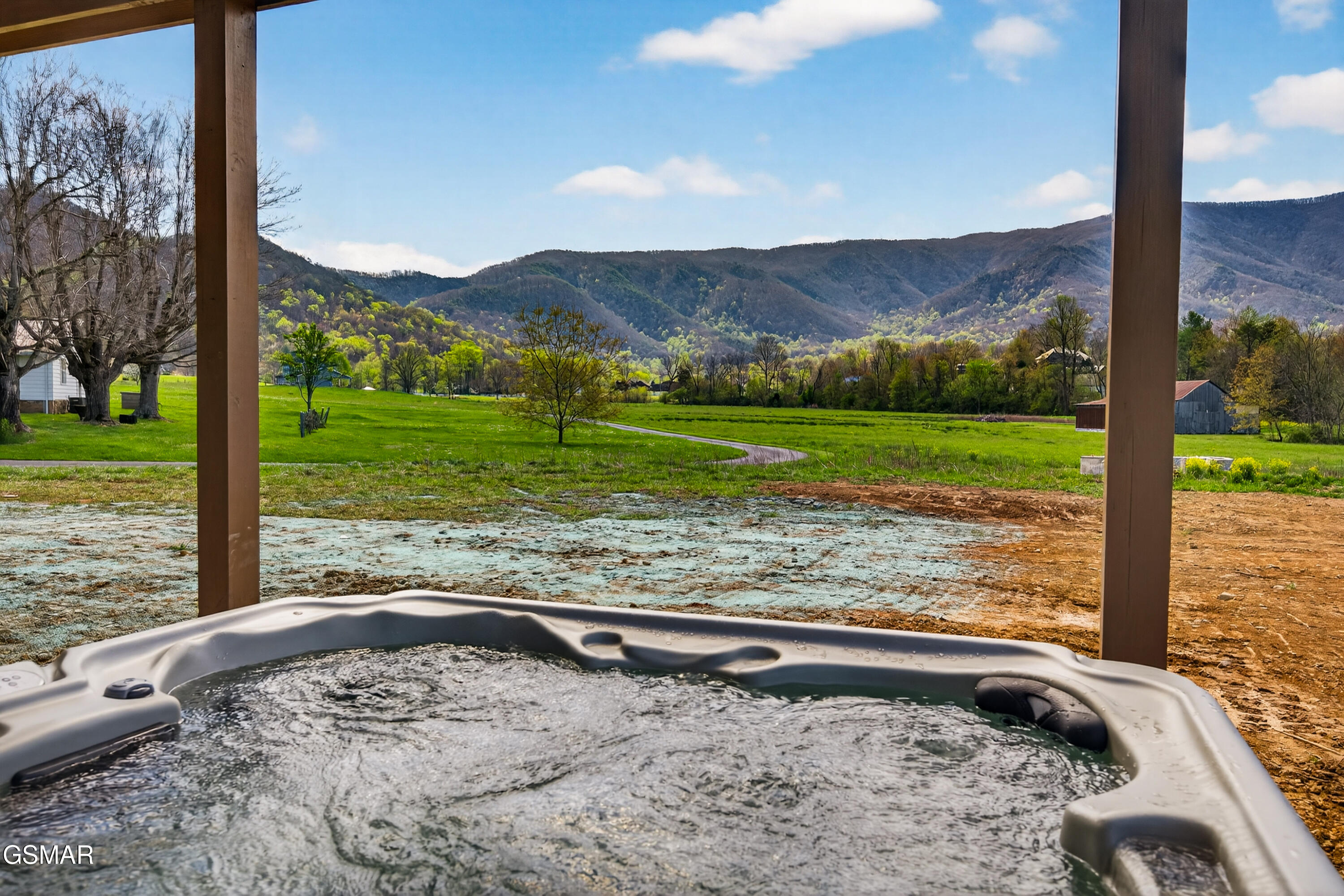 Sevierville, Tennessee, 37862, United States, 5 Bedrooms Bedrooms, ,7 BathroomsBathrooms,Residential,For Sale,2035739