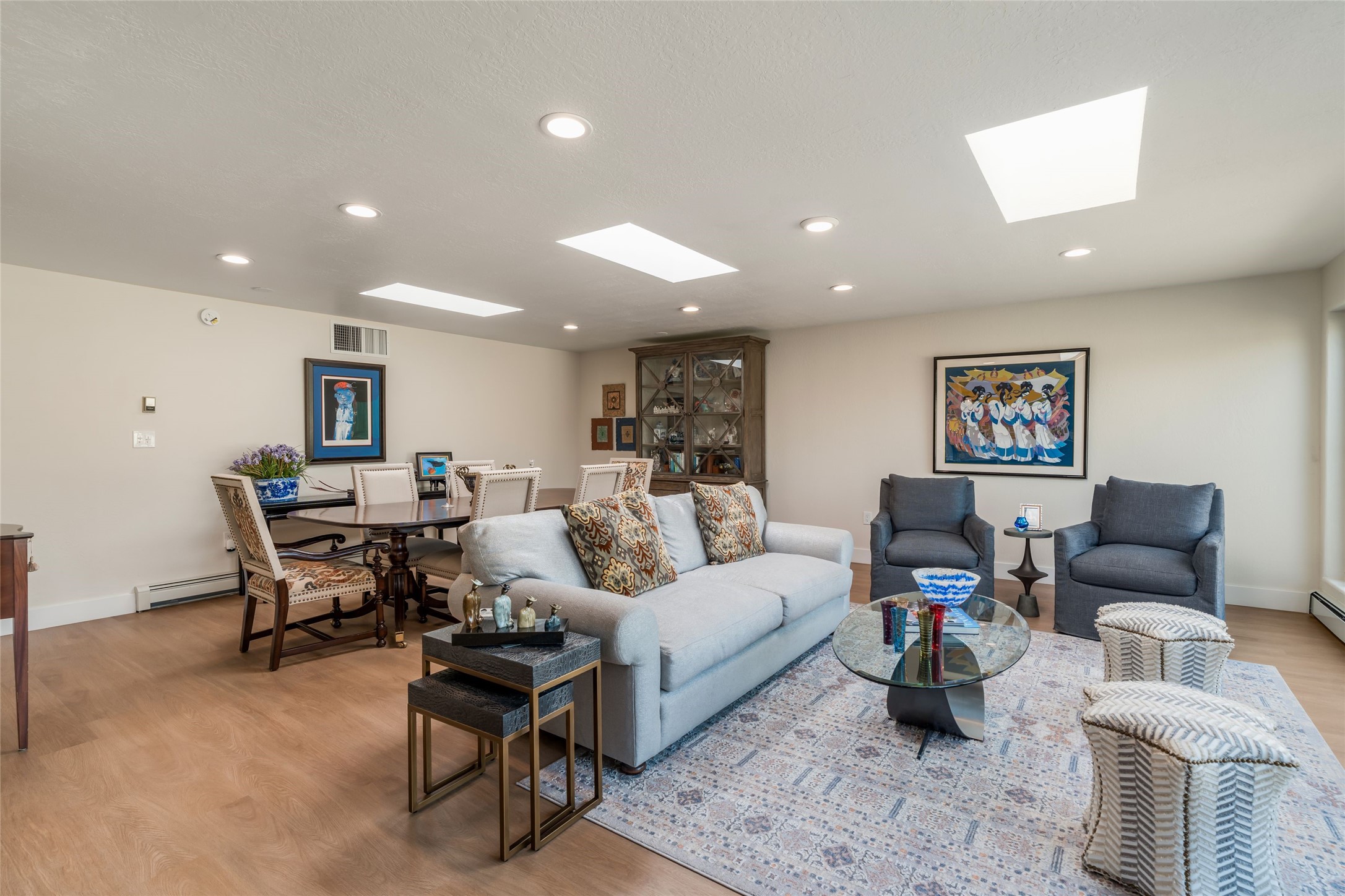  697 Calle Espejo - 物件實景