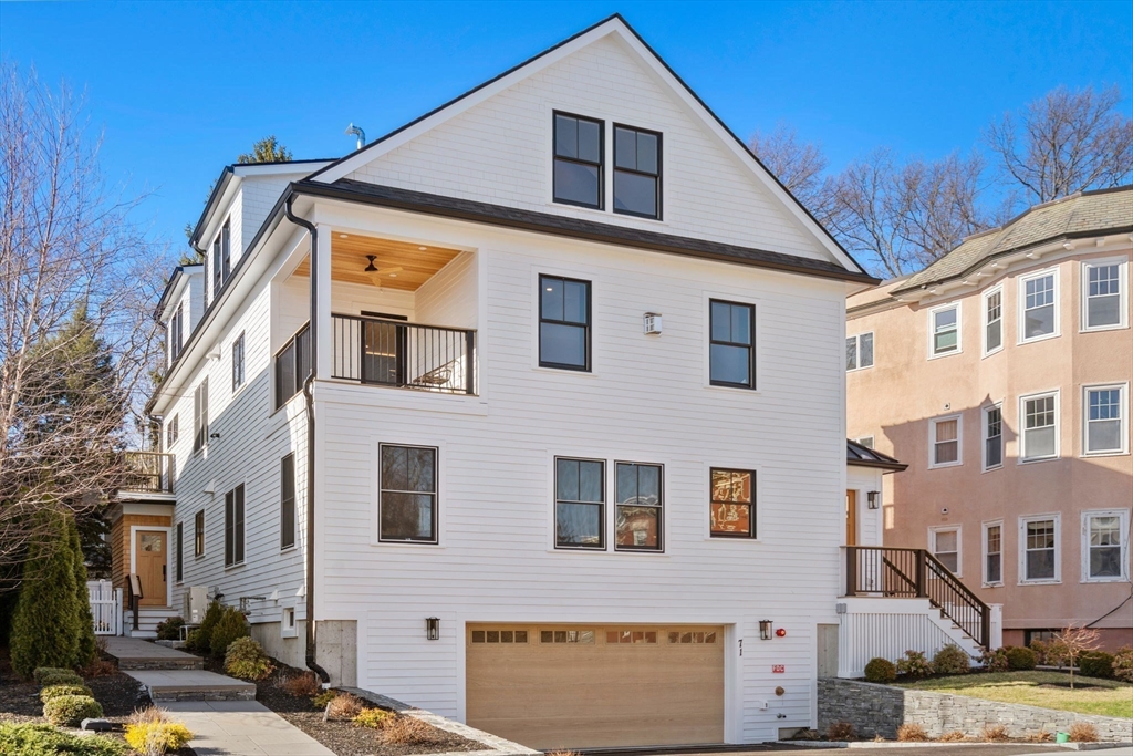 Brookline, Massachusetts, 02445, United States, 3 Bedrooms Bedrooms, ,4 BathroomsBathrooms,Residential,For Sale,1760278