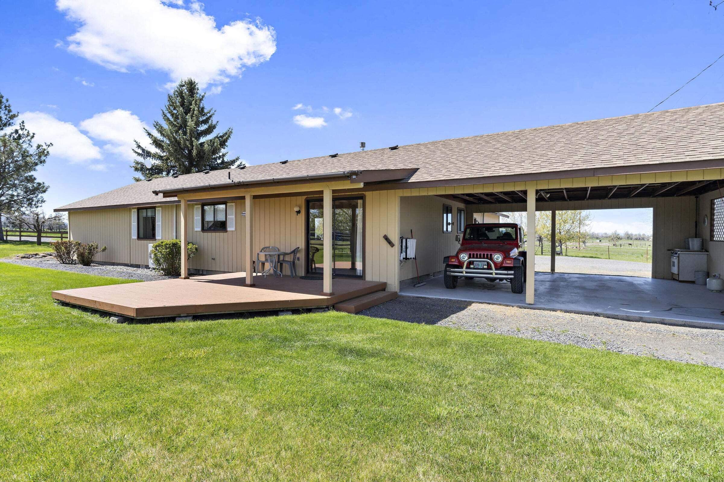 Powell Butte, Oregon, 97753, United States, 3 Bedrooms Bedrooms, ,1 BathroomBathrooms,Residential,For Sale,1770656