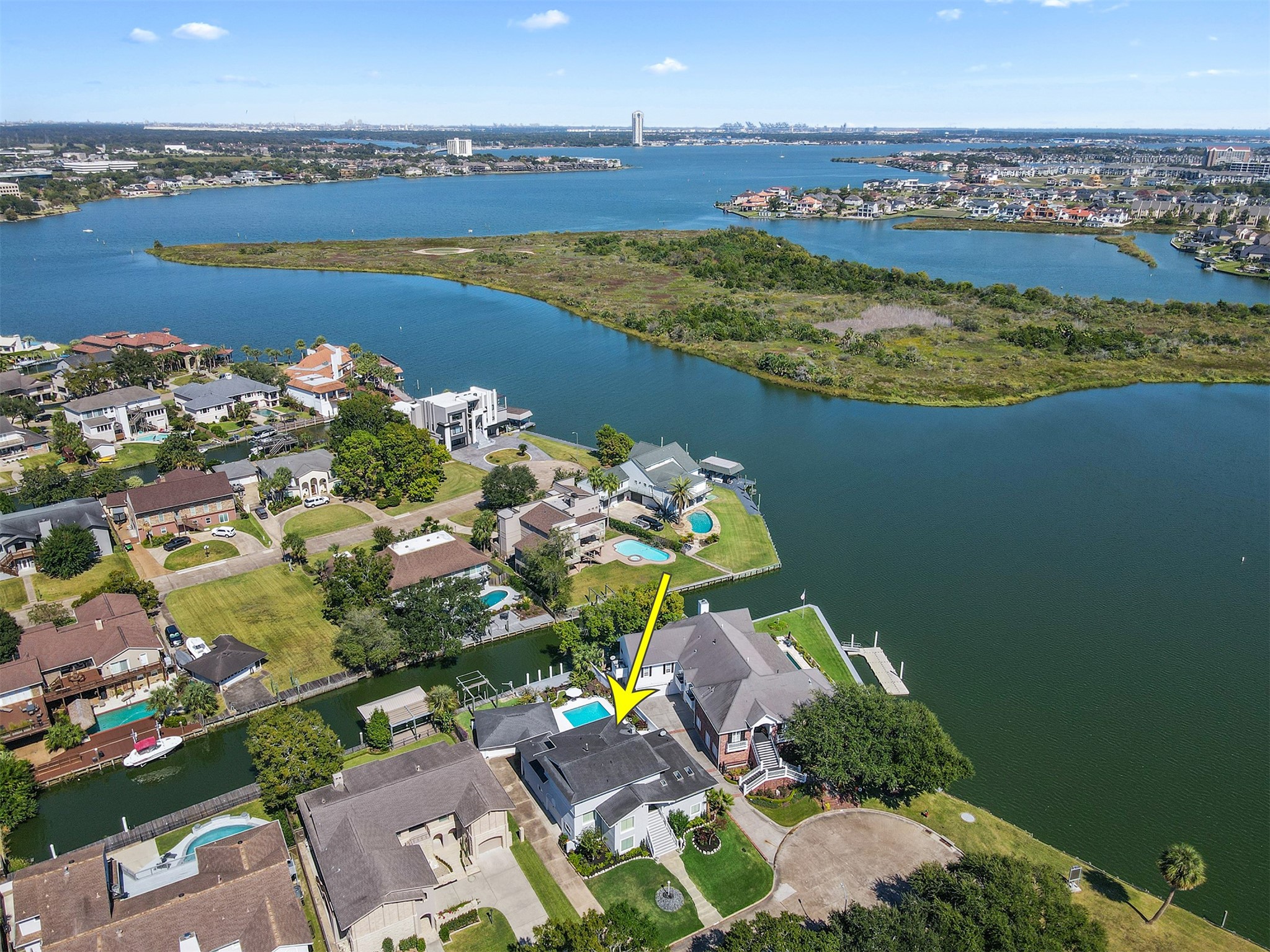 Nassau Bay, Texas, 77058, United States, 5 Bedrooms Bedrooms, ,5 BathroomsBathrooms,Residential,For Sale,1988330