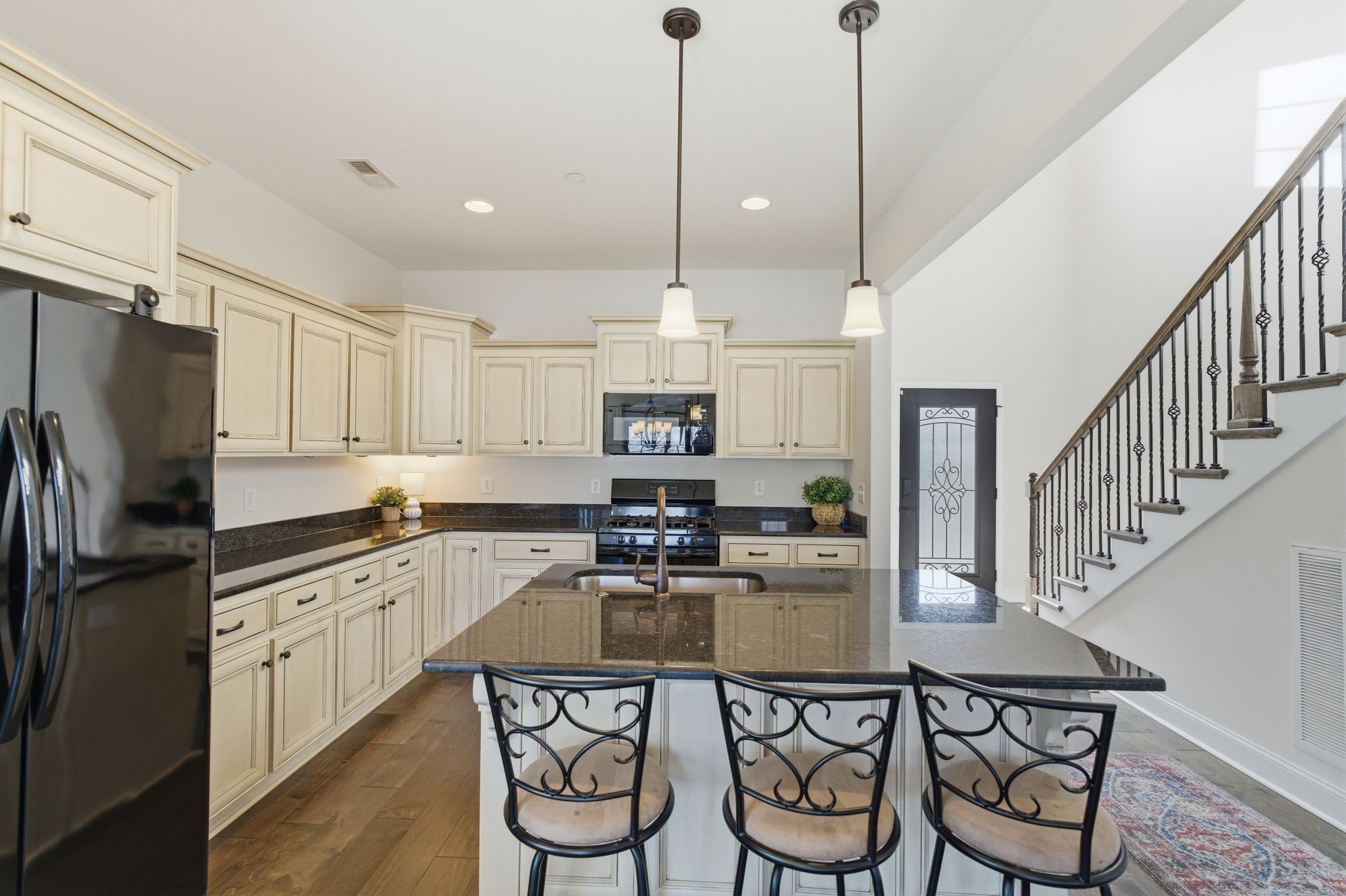  1007 Azalea Ct S, Ashland City, TN, 37015 - 物件實景