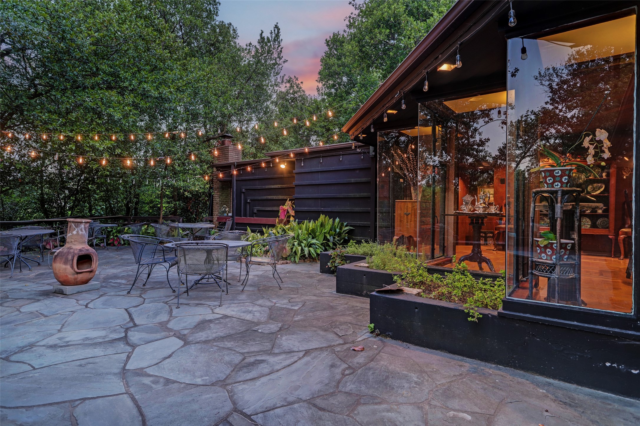  8 Tiel Way - 物件實景