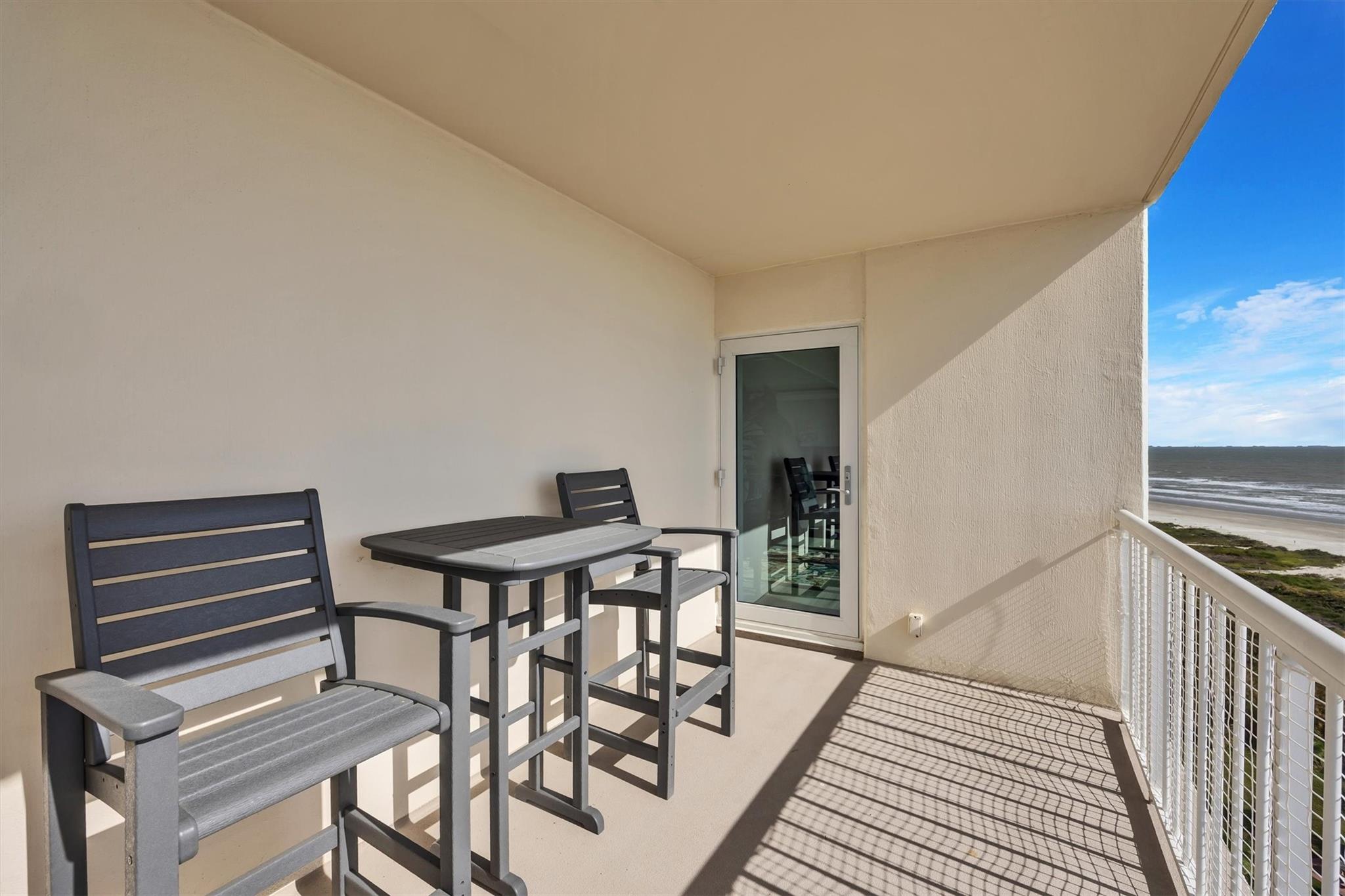 Galveston, Texas, 77550, United States, 2 Bedrooms Bedrooms, ,2 BathroomsBathrooms,Residential,For Sale,1827933