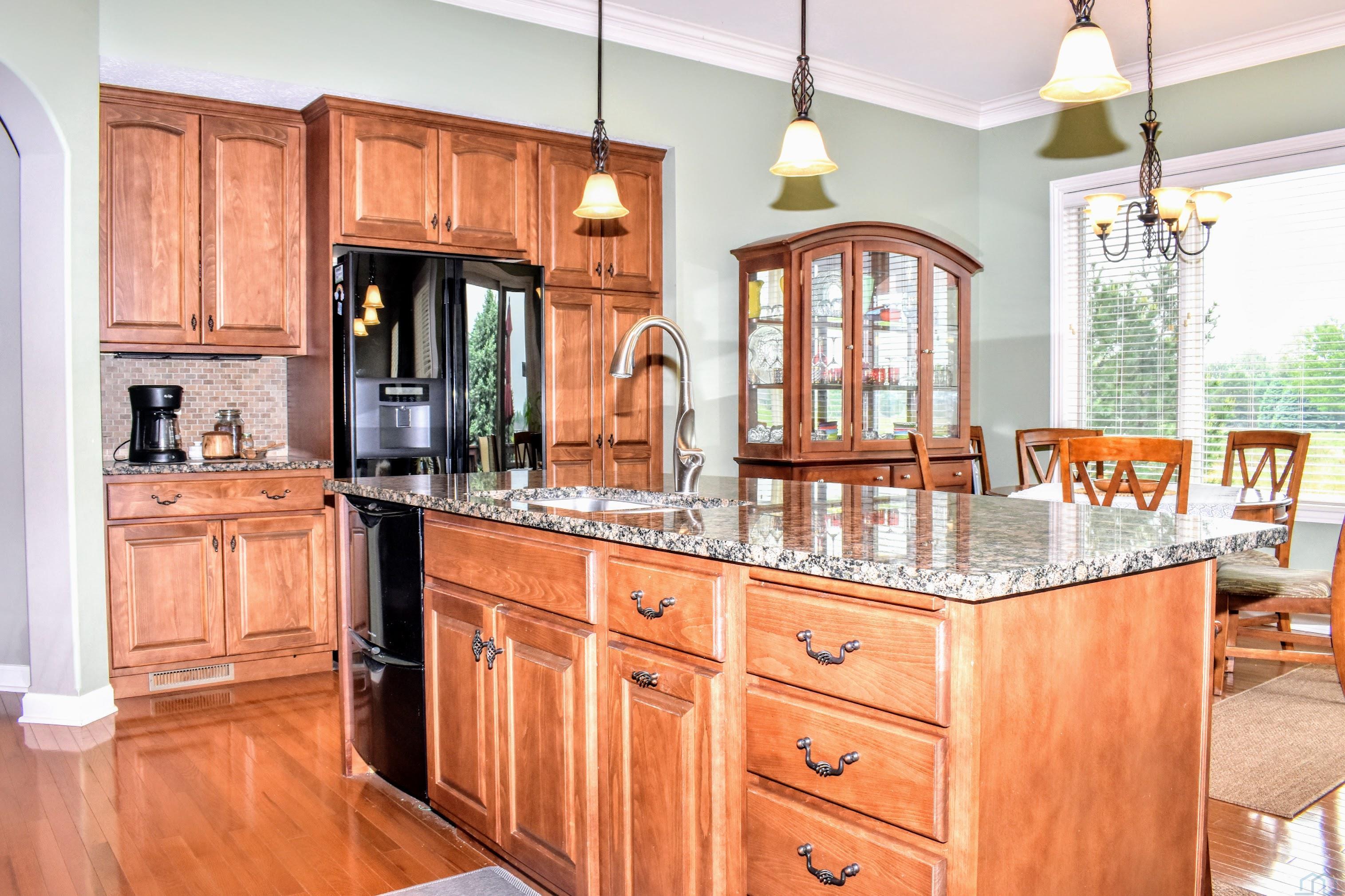 Dakota Dunes, South Dakota, 57049, United States, 4 Bedrooms Bedrooms, ,3 BathroomsBathrooms,Residential,For Sale,2048659
