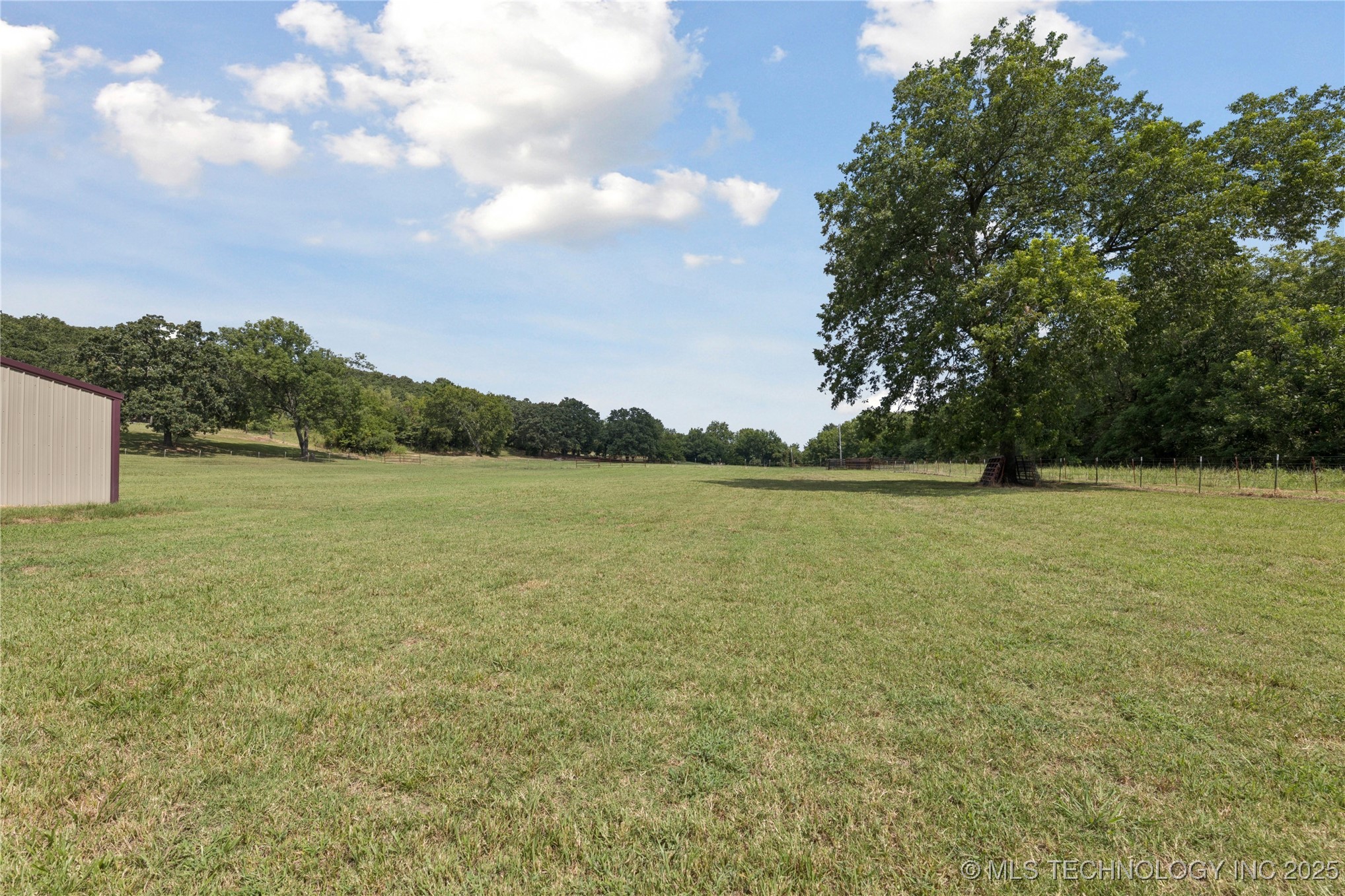Kiefer, Oklahoma, 74041, United States, 3 Bedrooms Bedrooms, ,2 BathroomsBathrooms,Residential,For Sale,1917885
