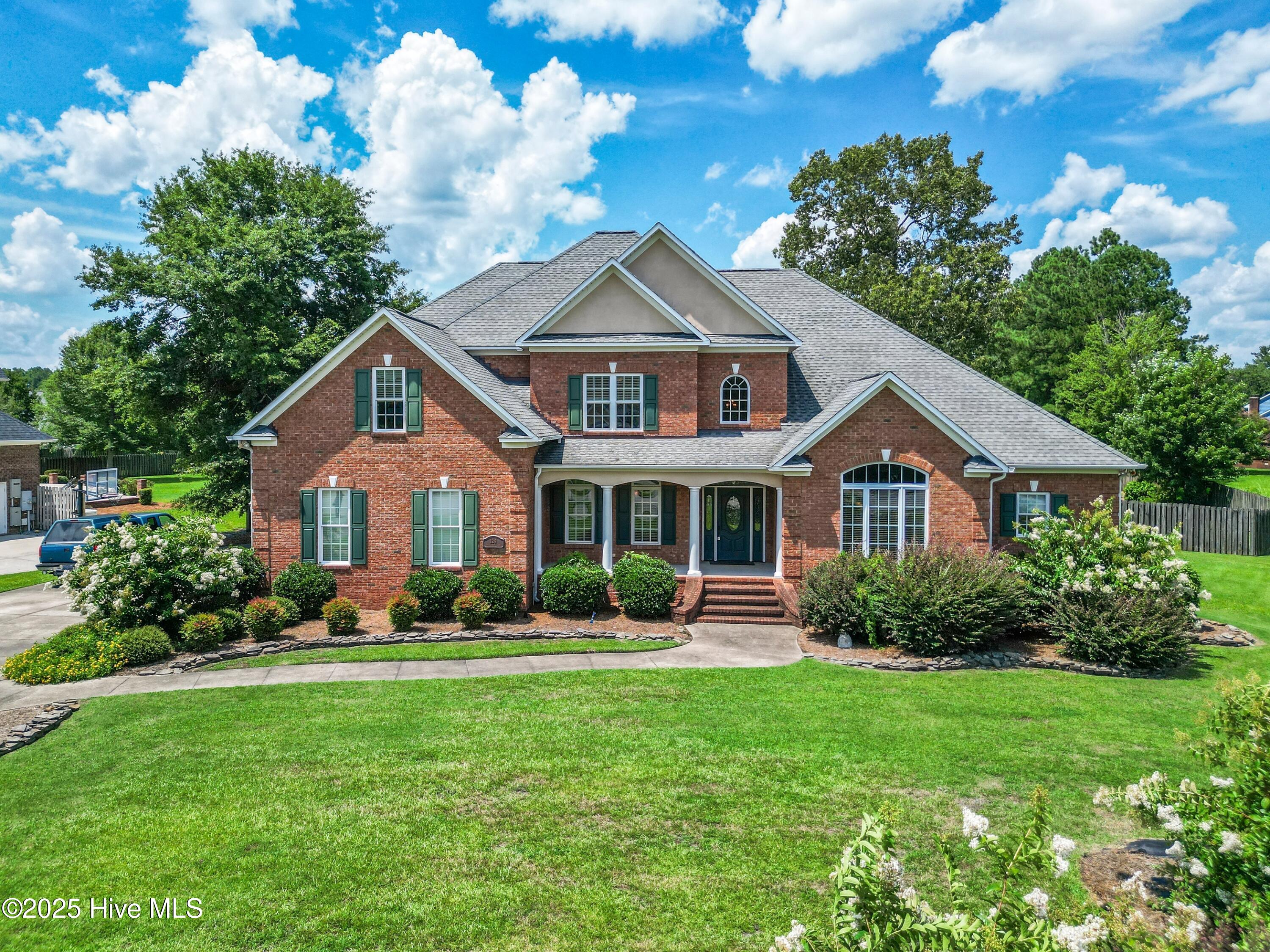 Jacksonville, North Carolina, 28540, United States, 5 Bedrooms Bedrooms, ,4 BathroomsBathrooms,Residential,For Sale,1889954