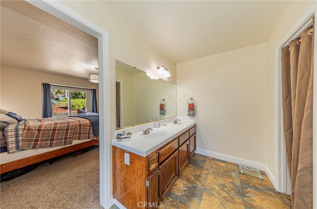 Coarsegold, California, 93614, United States, 4 Bedrooms Bedrooms, ,4 BathroomsBathrooms,Residential,For Sale,1982959