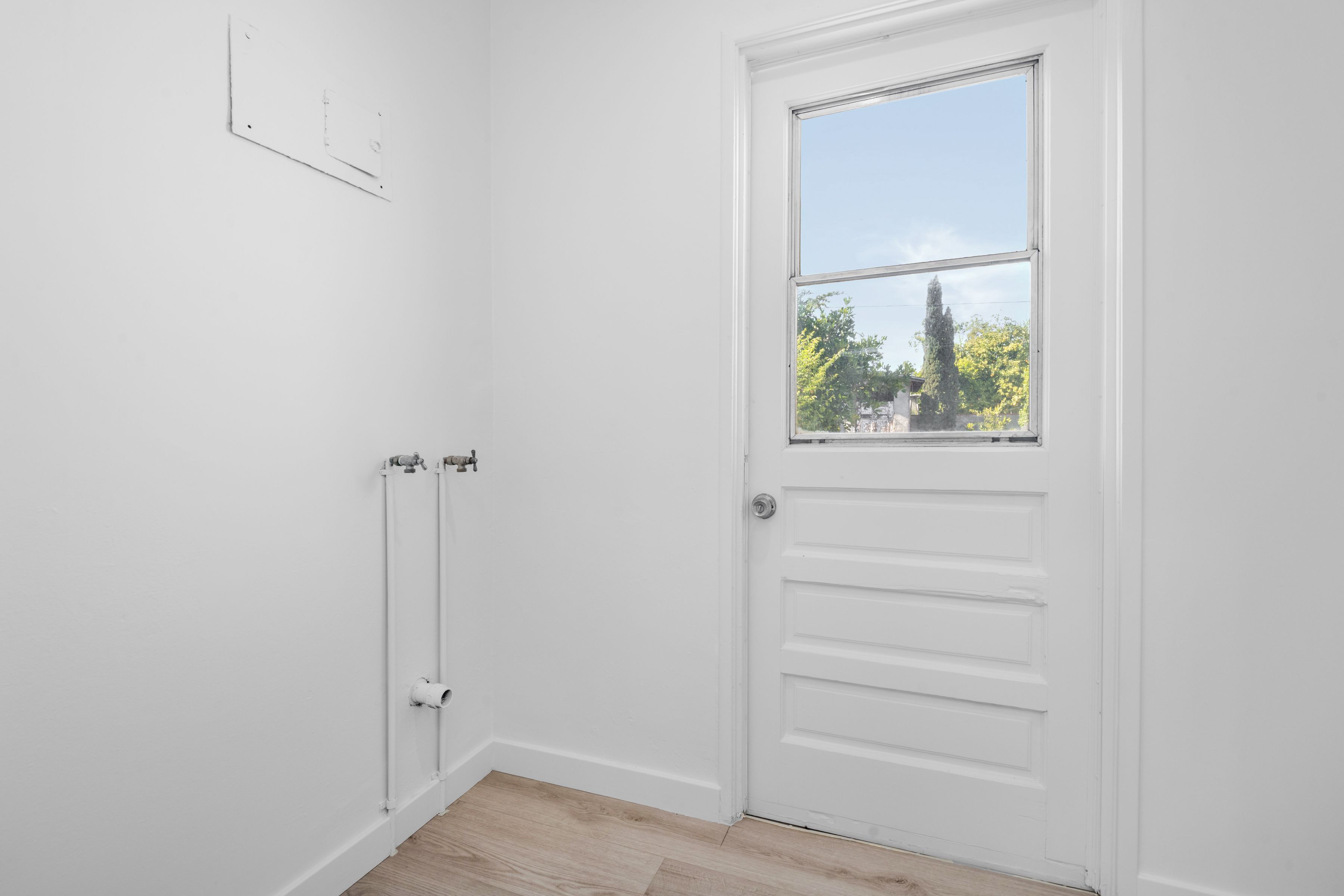 11351 Bessemer Street, North Hollywood - 物件實景