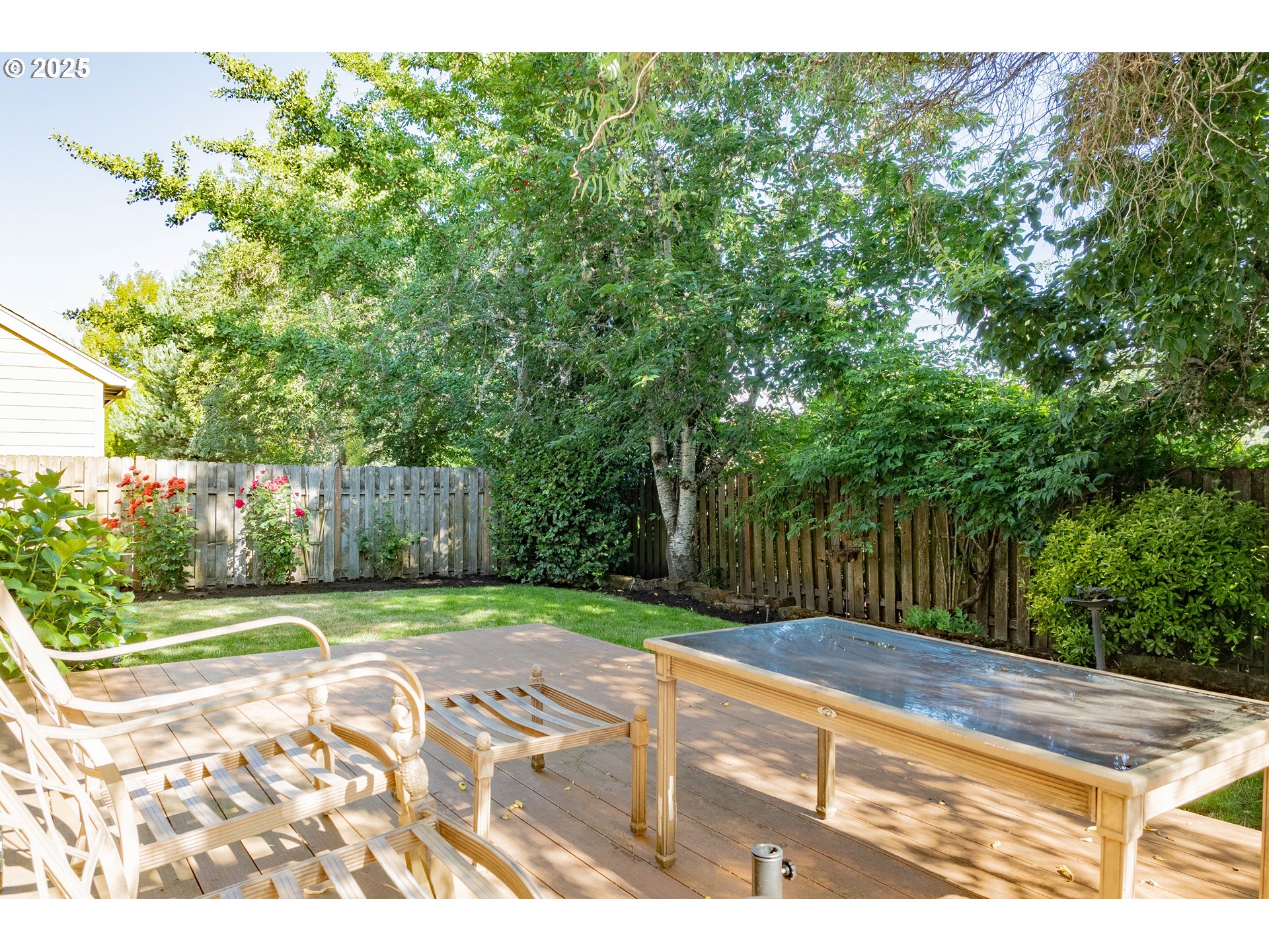 Portland, Oregon, 97229, United States, 4 Bedrooms Bedrooms, ,2 BathroomsBathrooms,Residential,For Sale,1877425