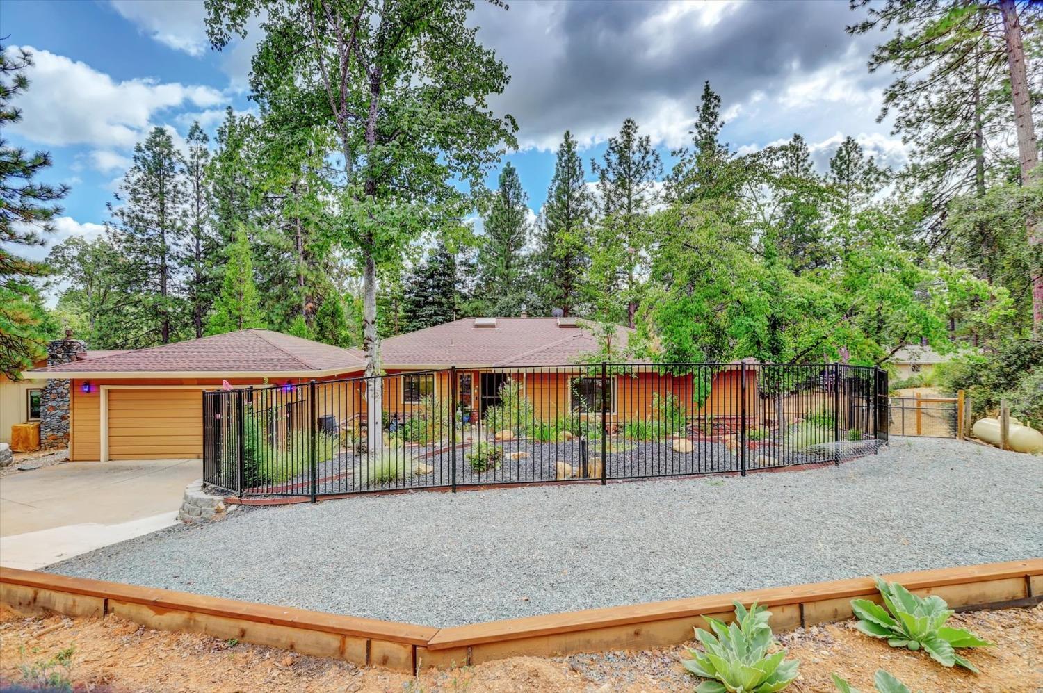 Grass Valley, California, 95949, United States, 3 Bedrooms Bedrooms, ,3 BathroomsBathrooms,Residential,For Sale,1754358