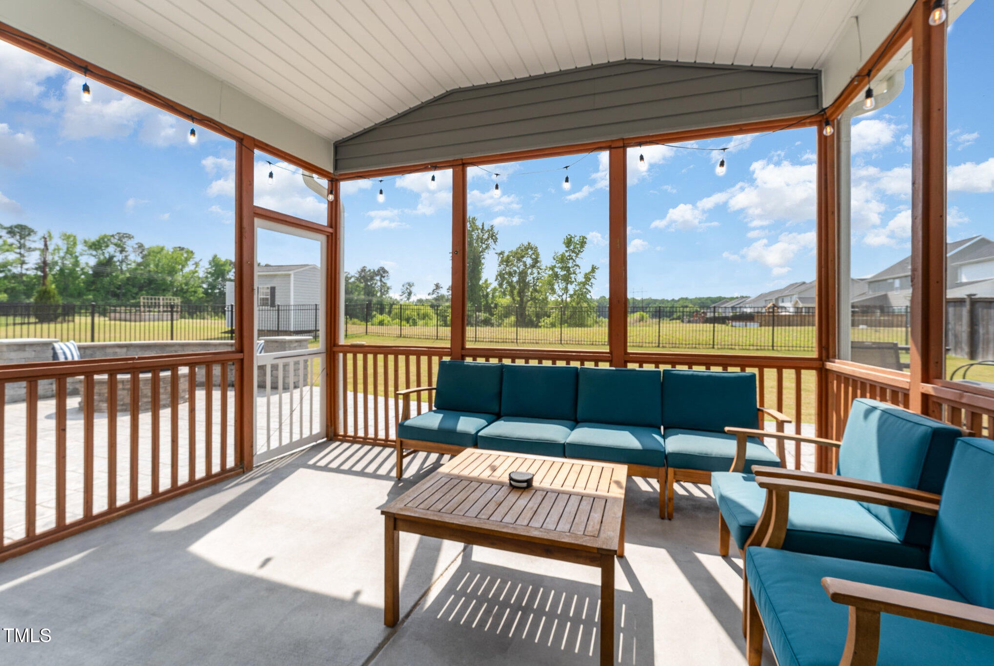 Fuquay Varina, North Carolina, 27526, United States, 5 Bedrooms Bedrooms, ,4 BathroomsBathrooms,Residential,For Sale,1792772