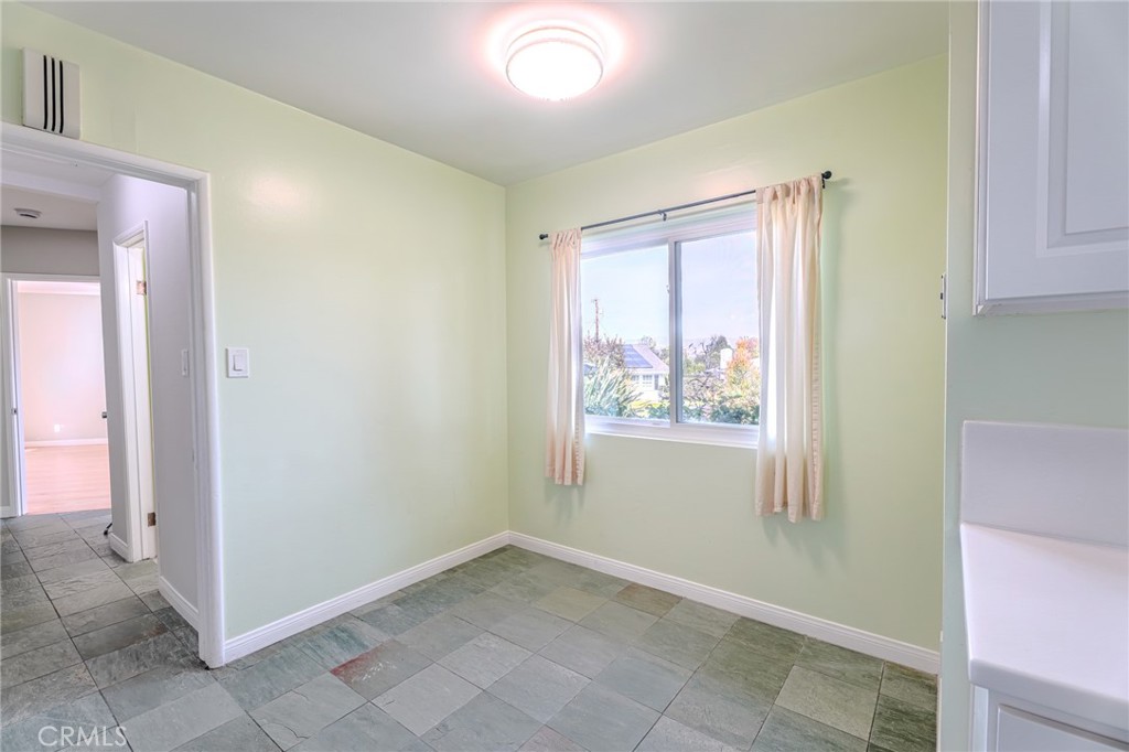 Woodland Hills, California, 91367, United States, 4 Bedrooms Bedrooms, ,3 BathroomsBathrooms,Residential,For Sale,1987508