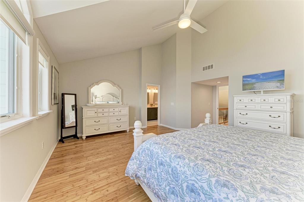 Bradenton, Florida, 34210, United States, 2 Bedrooms Bedrooms, ,2 BathroomsBathrooms,Residential,For Sale,1897662