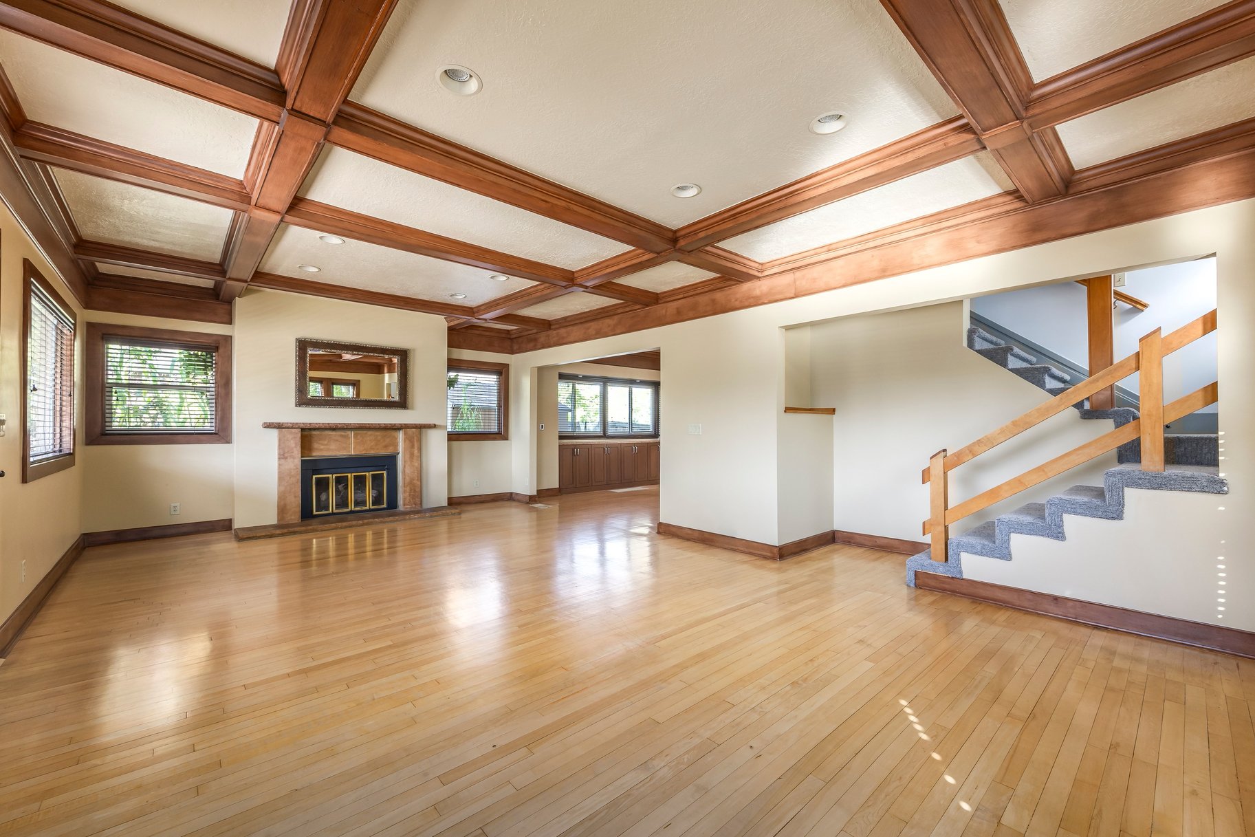  Yalecrest Two-Story Arts & Crafts Bungalow - 物件實景