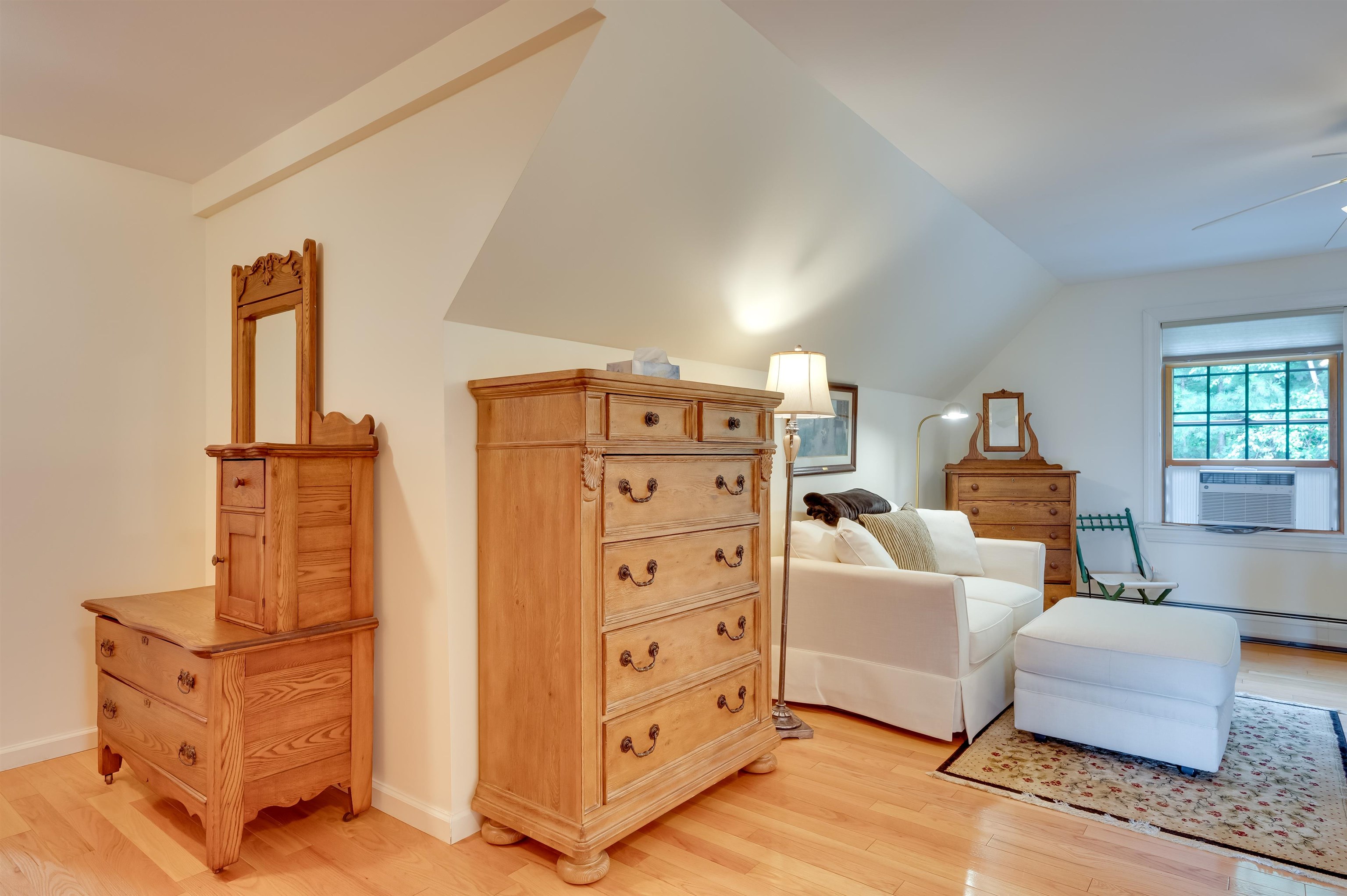 Easton, New Hampshire, 03580, United States, 3 Bedrooms Bedrooms, ,2 BathroomsBathrooms,Residential,For Sale,1846634