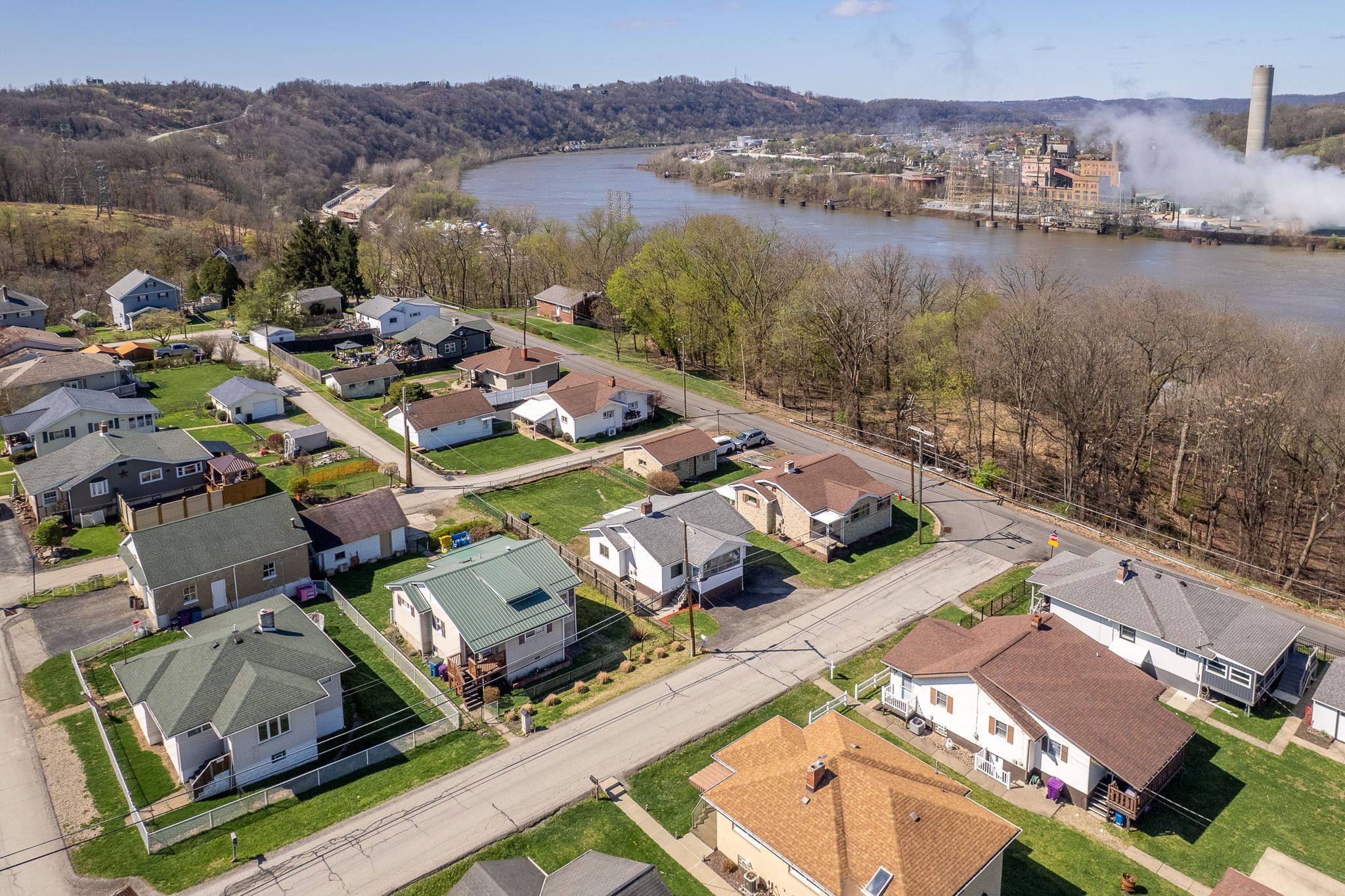  603 Memorial Drive, New Kensington, PA 15068 - 物件實景