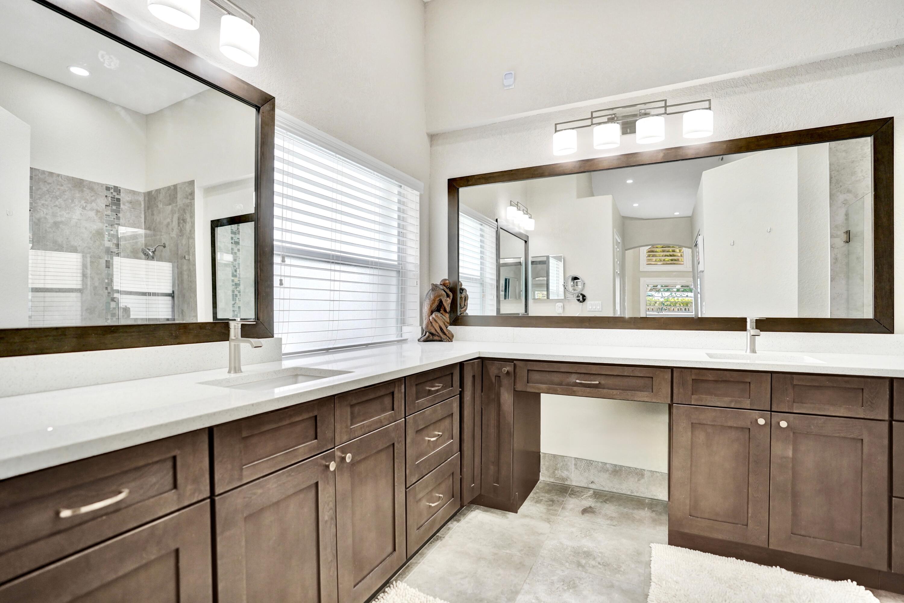 Lake Worth, Florida, 33463, United States, 3 Bedrooms Bedrooms, ,3 BathroomsBathrooms,Residential,For Sale,1905874